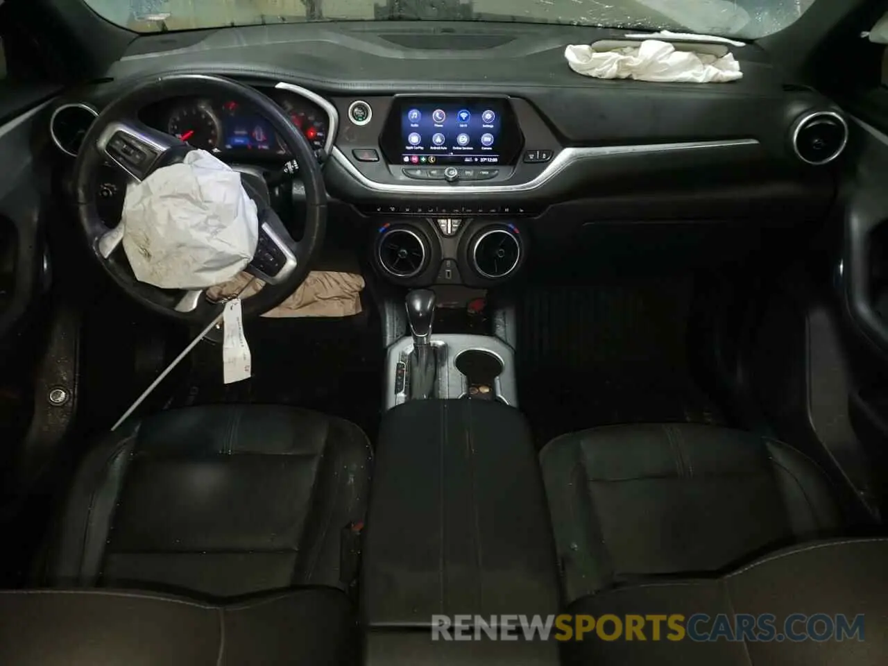 8 Photograph of a damaged car 3GNKBHRS9KS660434 CHEVROLET BLAZER 2019