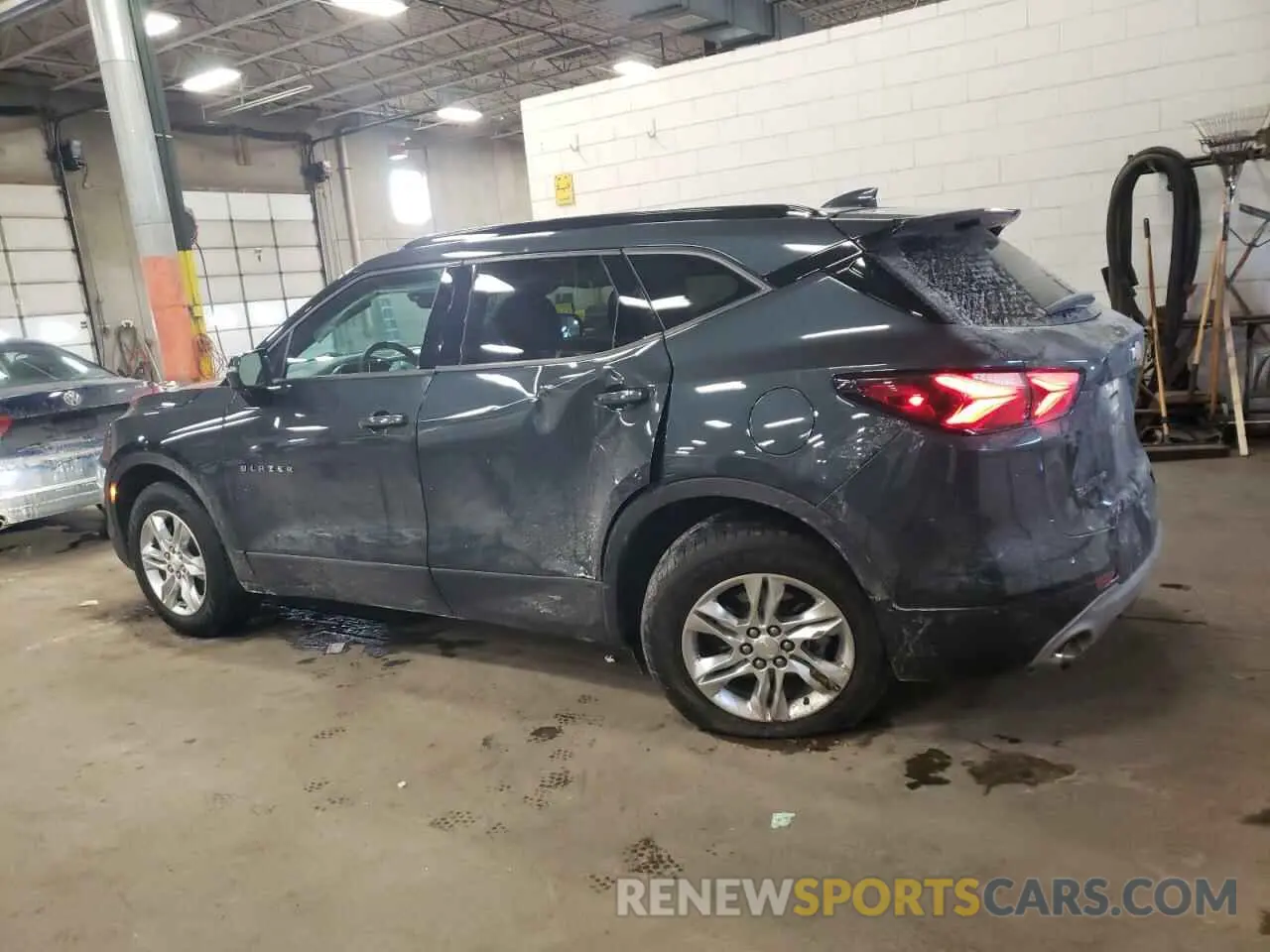 2 Photograph of a damaged car 3GNKBHRS9KS689884 CHEVROLET BLAZER 2019