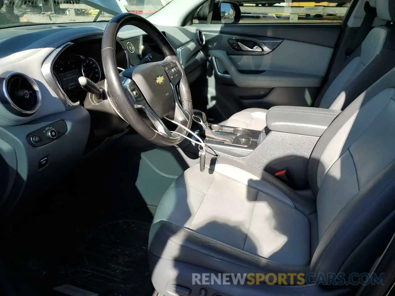 7 Photograph of a damaged car 3GNKBHRS9KS700320 CHEVROLET BLAZER 2019