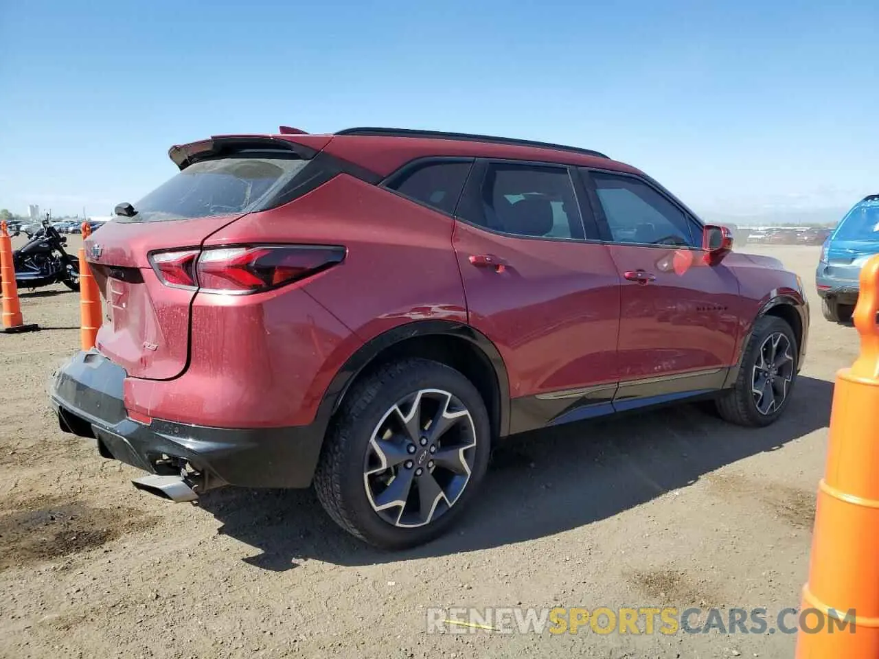 3 Photograph of a damaged car 3GNKBJRS0KS690462 CHEVROLET BLAZER 2019