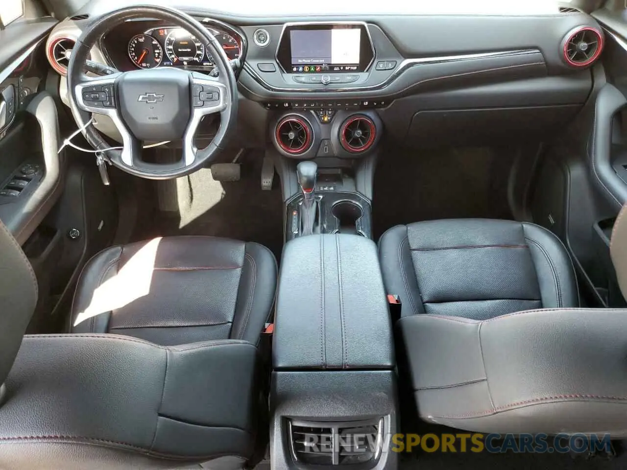 8 Photograph of a damaged car 3GNKBJRS0KS690462 CHEVROLET BLAZER 2019