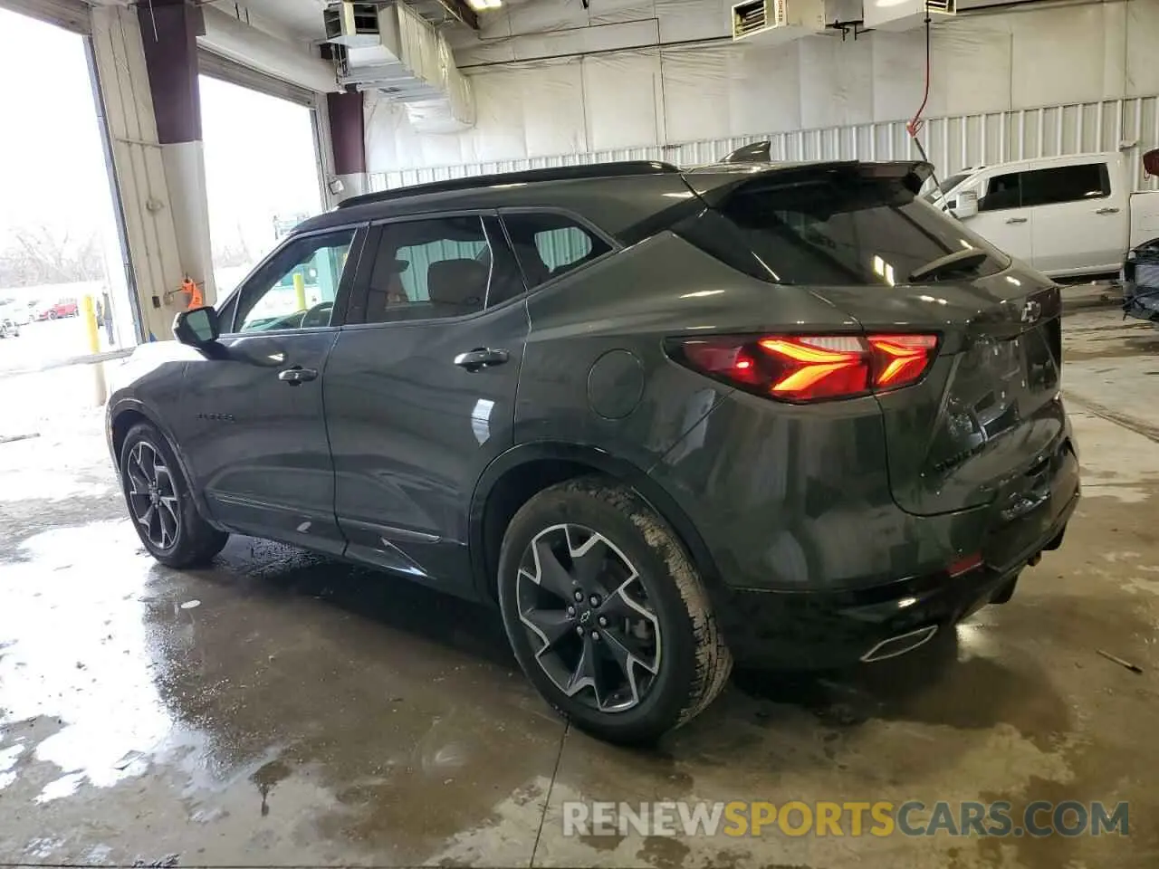 2 Photograph of a damaged car 3GNKBJRS1KS662752 CHEVROLET BLAZER 2019