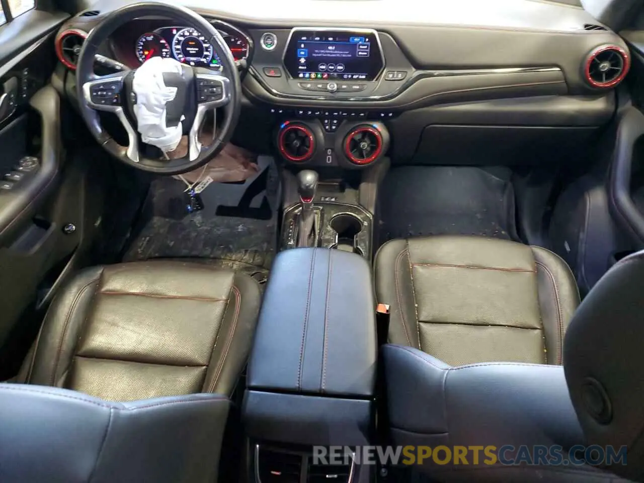 8 Photograph of a damaged car 3GNKBJRS1KS662752 CHEVROLET BLAZER 2019
