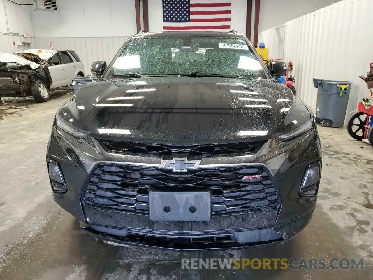 5 Photograph of a damaged car 3GNKBJRS1KS685433 CHEVROLET BLAZER 2019