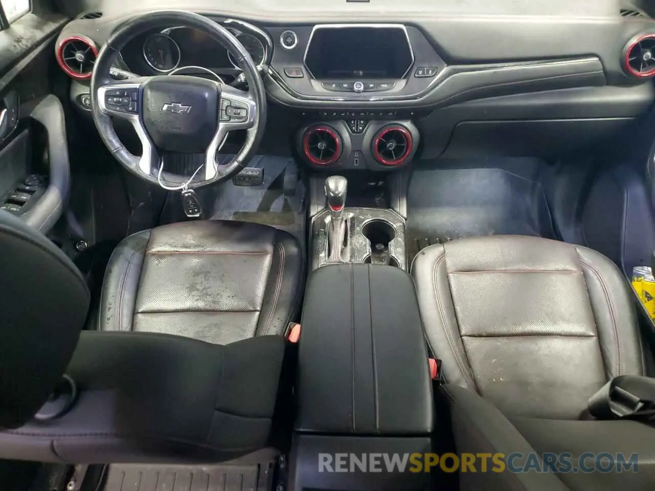 8 Photograph of a damaged car 3GNKBJRS1KS685433 CHEVROLET BLAZER 2019