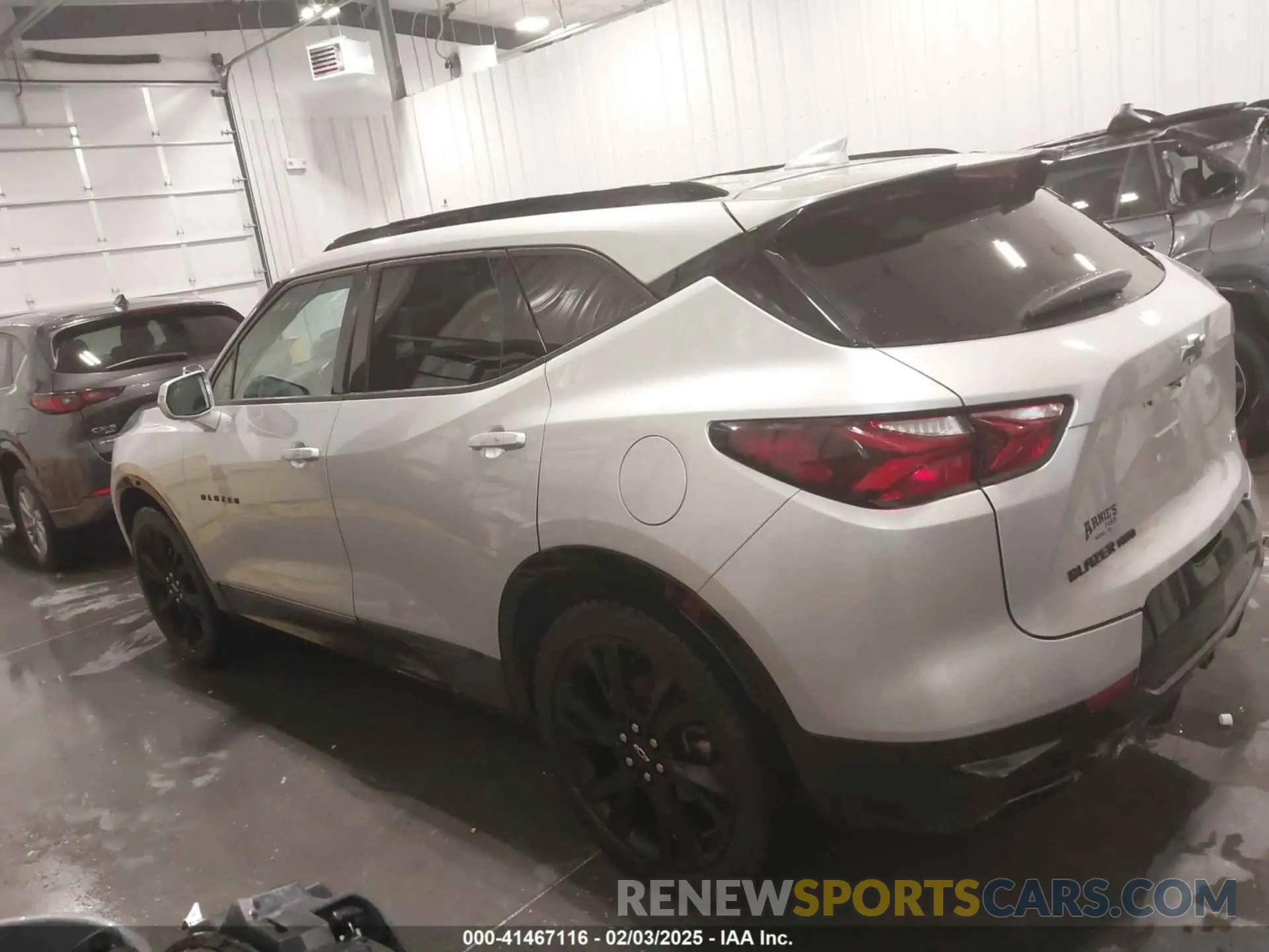 14 Photograph of a damaged car 3GNKBJRS2KS691595 CHEVROLET BLAZER 2019