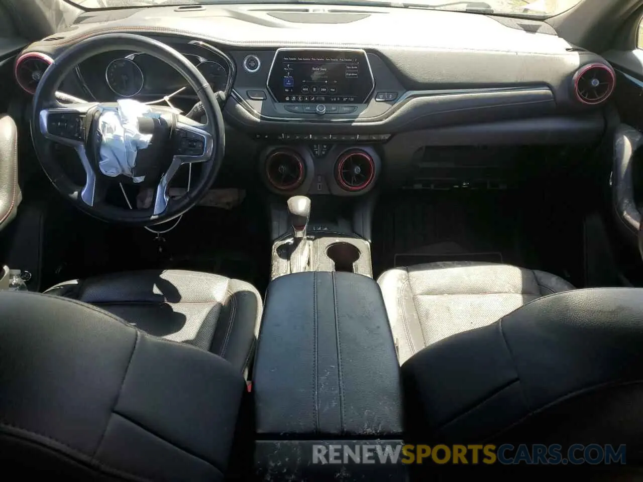 8 Photograph of a damaged car 3GNKBJRS3KS680296 CHEVROLET BLAZER 2019