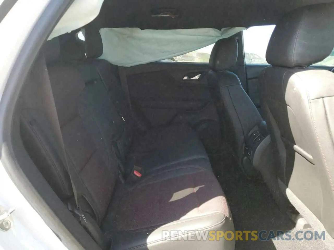 10 Photograph of a damaged car 3GNKBJRS4KS566498 CHEVROLET BLAZER 2019