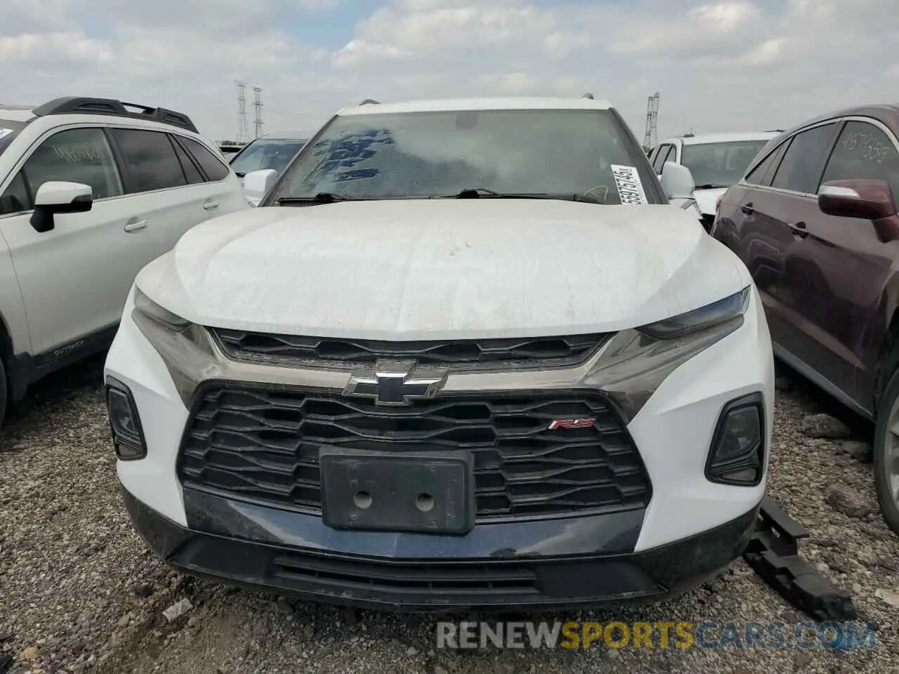 5 Photograph of a damaged car 3GNKBJRS4KS566498 CHEVROLET BLAZER 2019