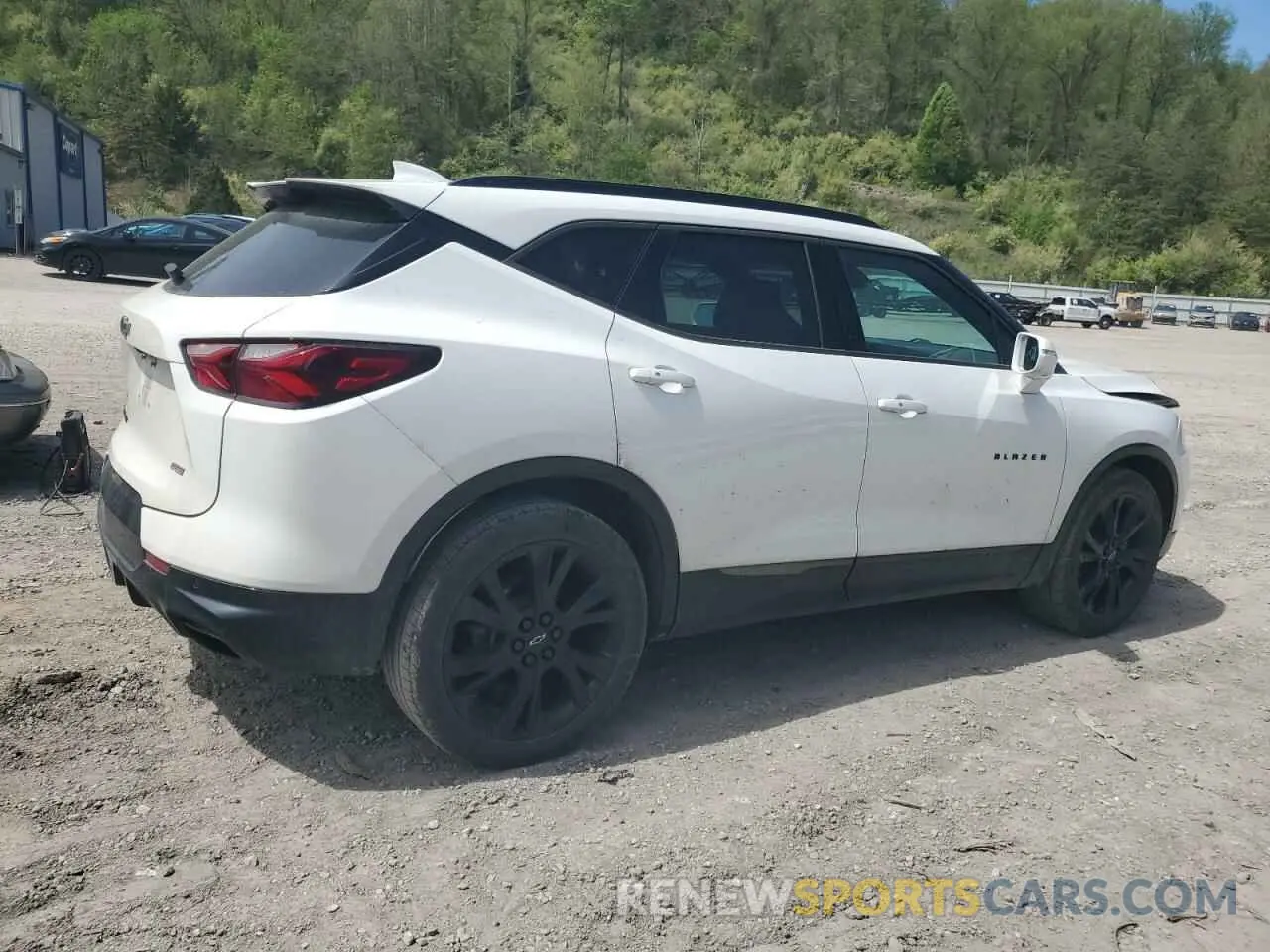 3 Photograph of a damaged car 3GNKBJRS5KS678615 CHEVROLET BLAZER 2019