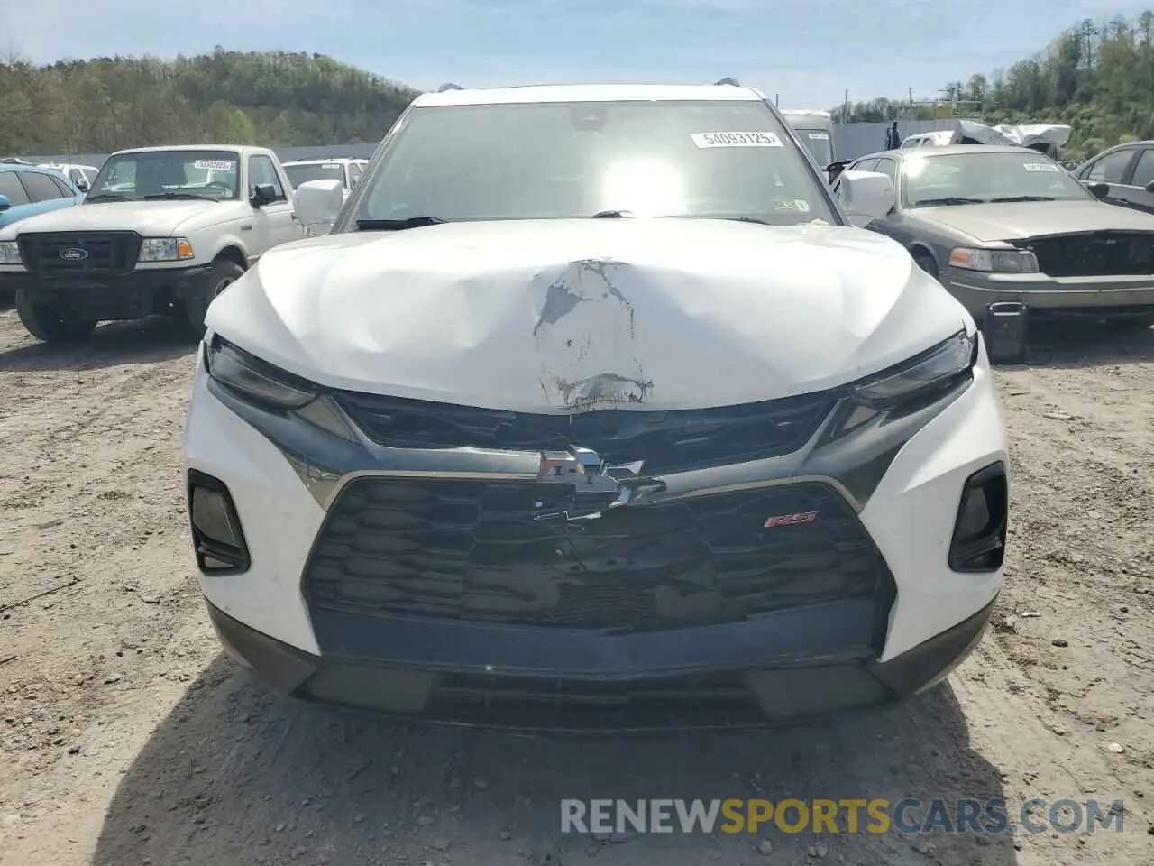 5 Photograph of a damaged car 3GNKBJRS5KS678615 CHEVROLET BLAZER 2019