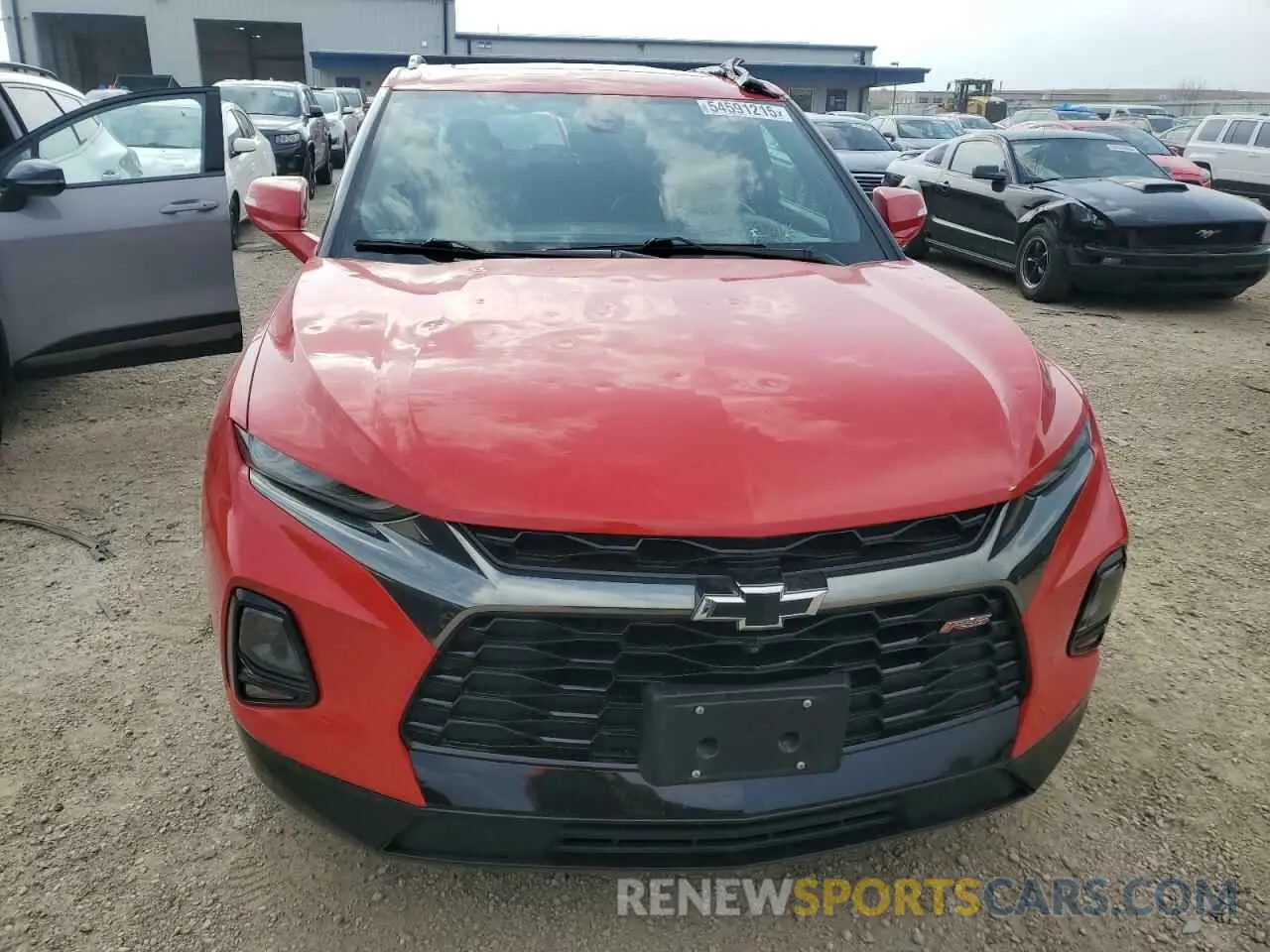 5 Photograph of a damaged car 3GNKBJRS6KS621369 CHEVROLET BLAZER 2019