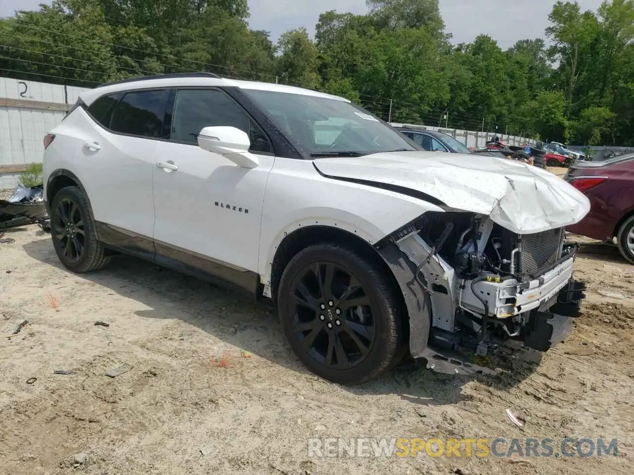 4 Photograph of a damaged car 3GNKBJRS7KS640321 CHEVROLET BLAZER 2019