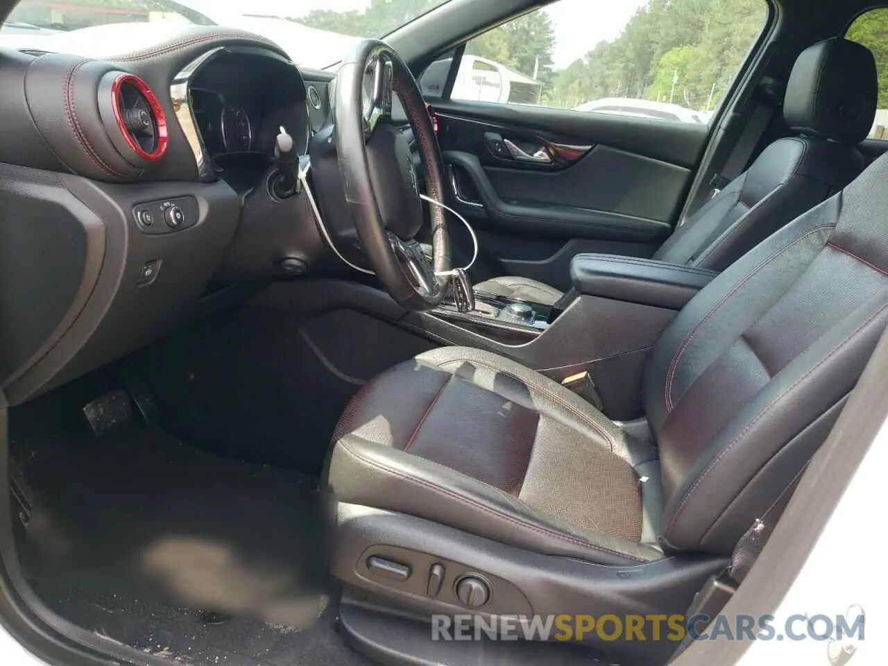 7 Photograph of a damaged car 3GNKBJRS7KS640321 CHEVROLET BLAZER 2019