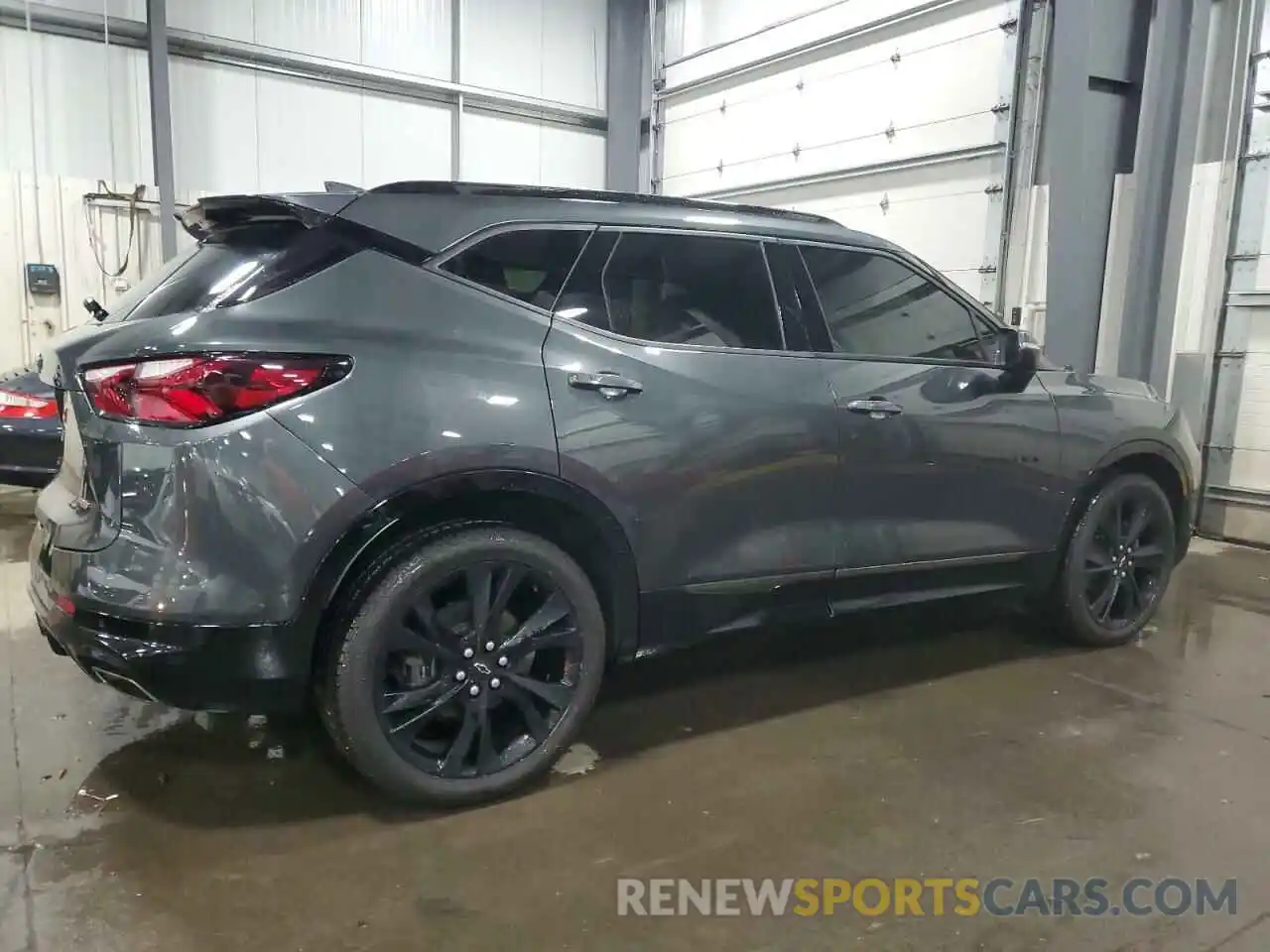 3 Photograph of a damaged car 3GNKBJRS8KS611202 CHEVROLET BLAZER 2019