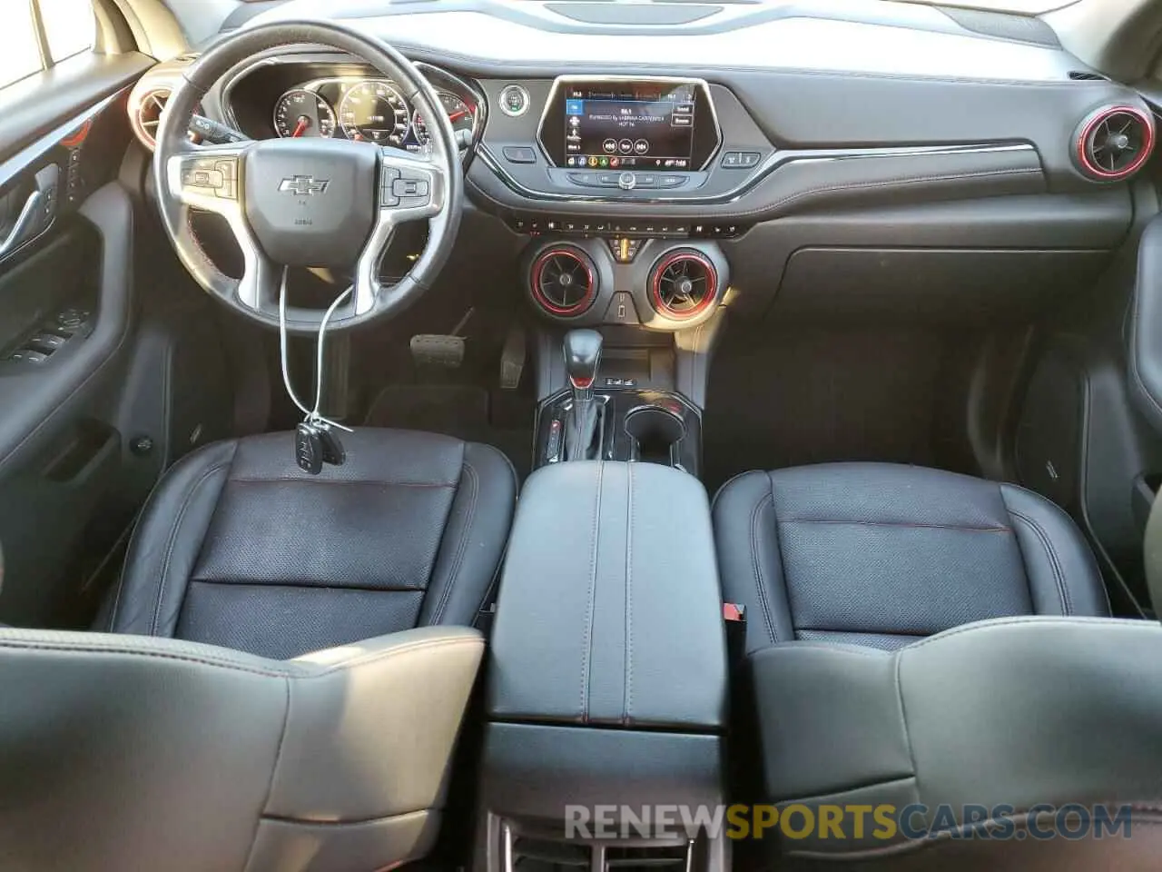 8 Photograph of a damaged car 3GNKBJRS8KS678589 CHEVROLET BLAZER 2019