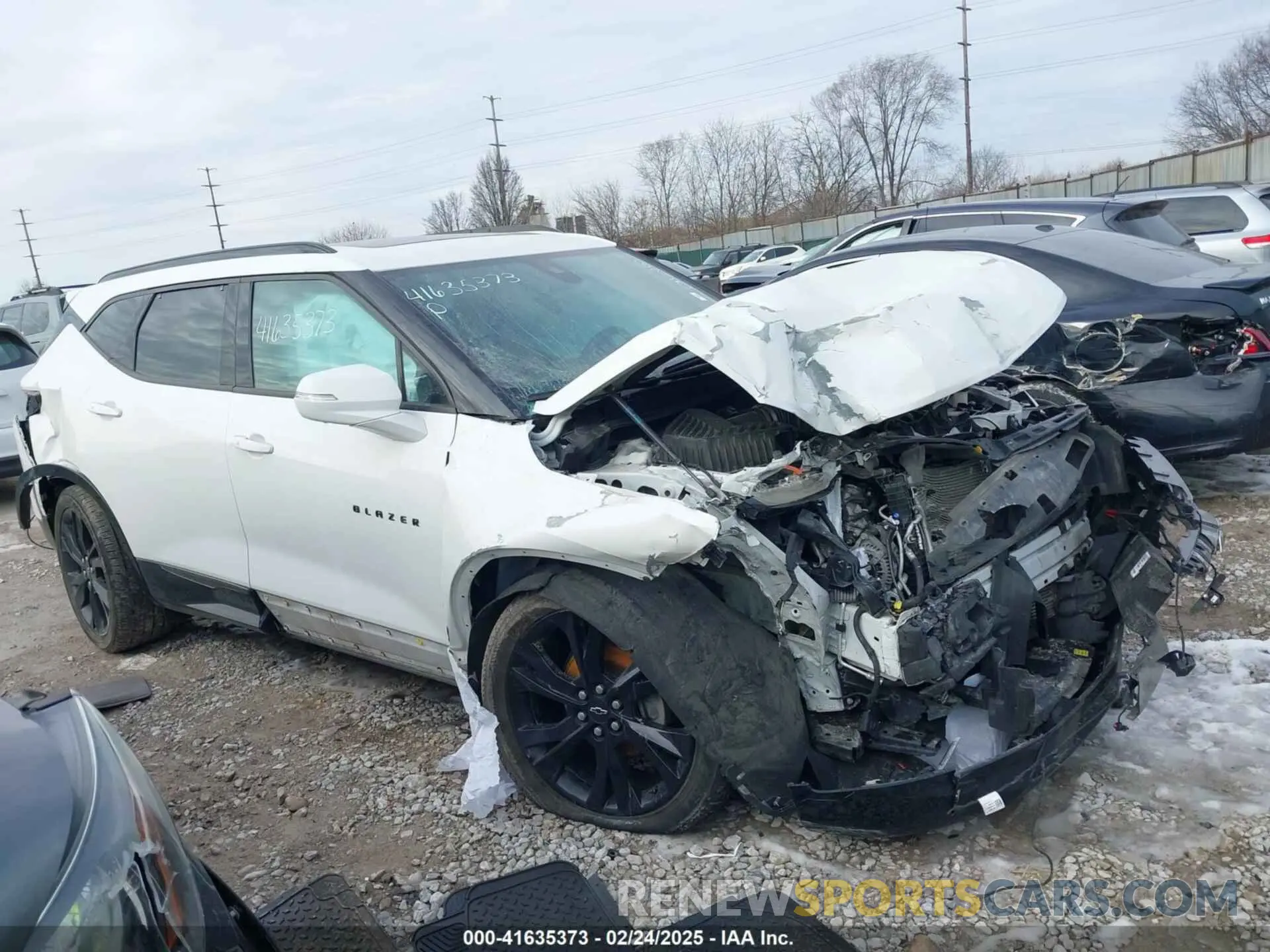 12 Photograph of a damaged car 3GNKBJRSXKS639101 CHEVROLET BLAZER 2019