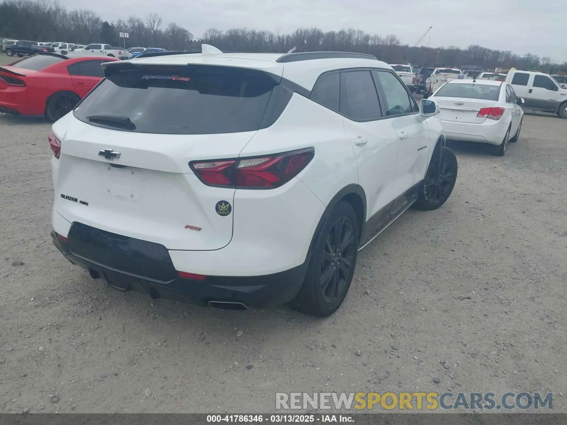 4 Photograph of a damaged car 3GNKBJRSXKS687147 CHEVROLET BLAZER 2019