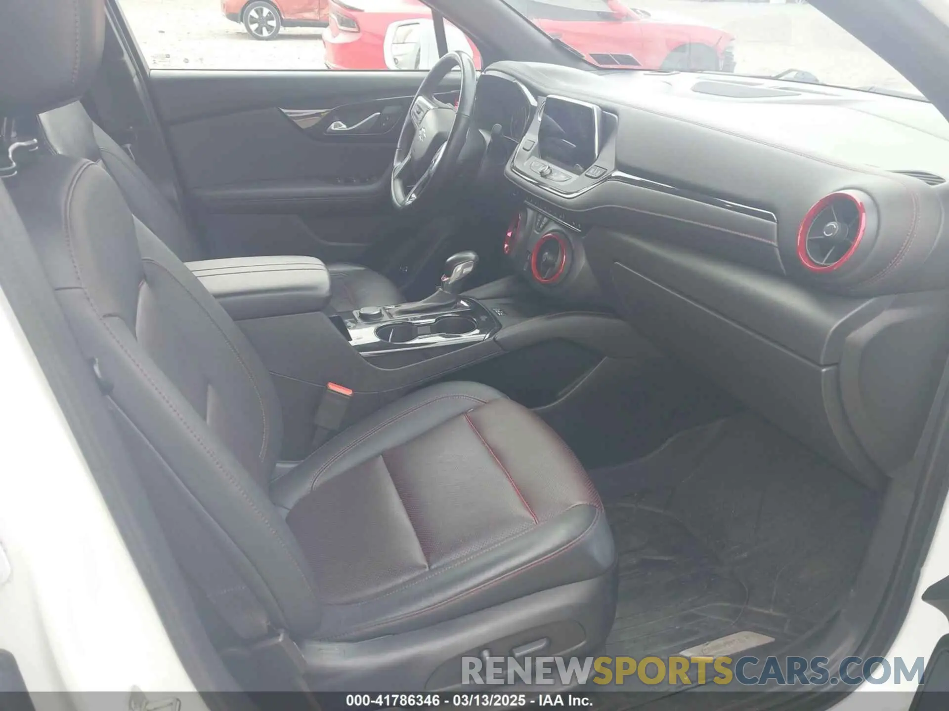 5 Photograph of a damaged car 3GNKBJRSXKS687147 CHEVROLET BLAZER 2019