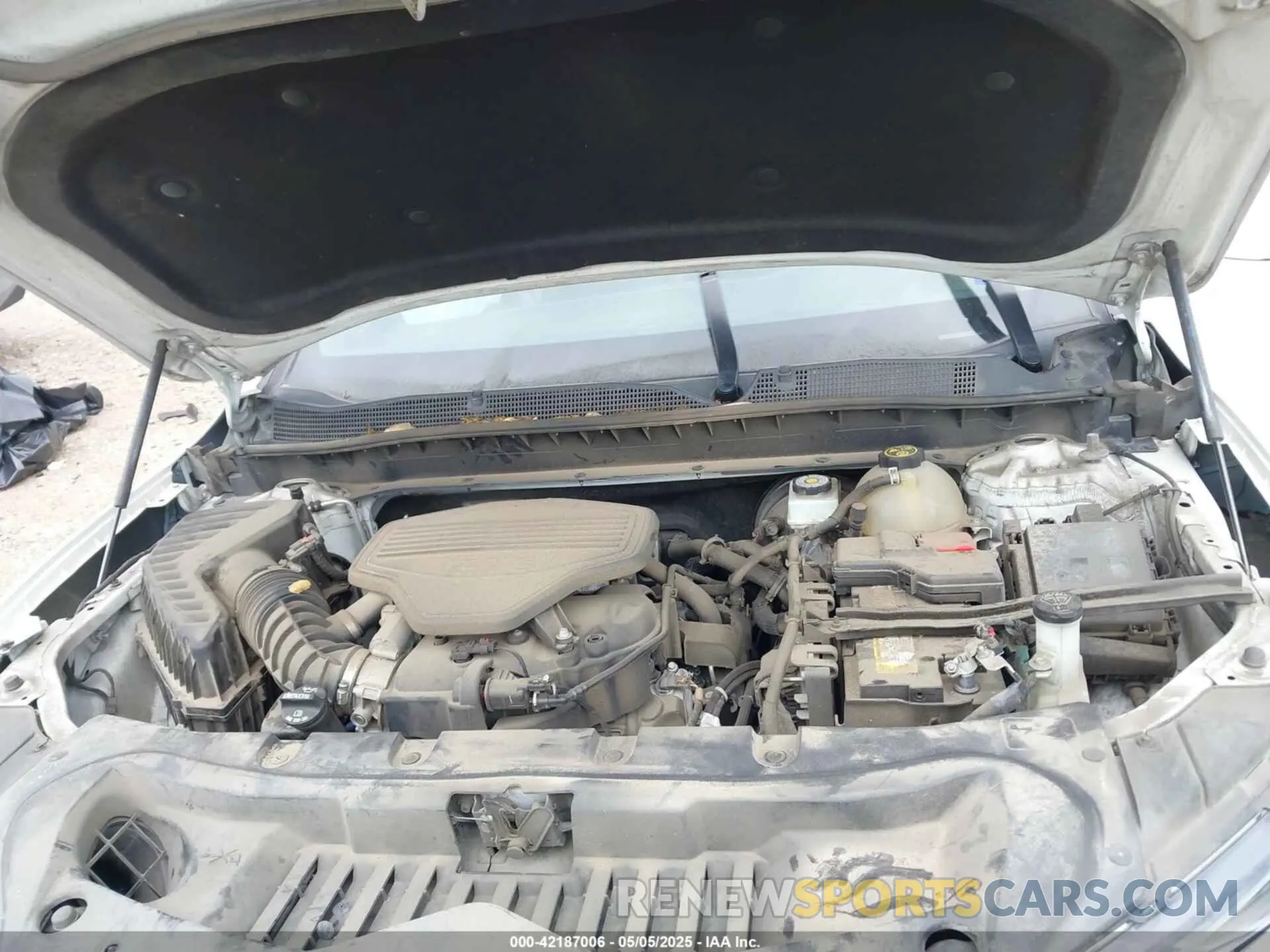 10 Photograph of a damaged car 3GNKBKRS1KS577836 CHEVROLET BLAZER 2019