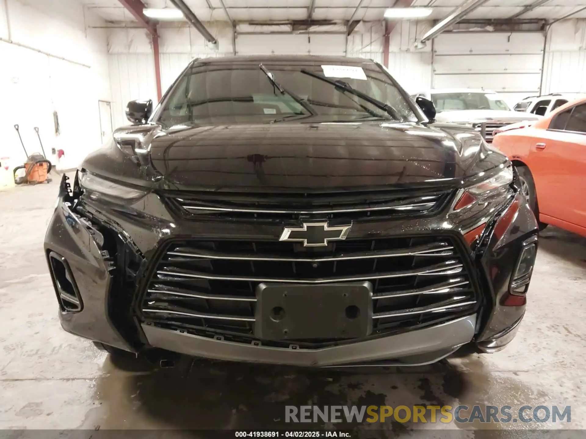 12 Photograph of a damaged car 3GNKBKRS2KS669067 CHEVROLET BLAZER 2019
