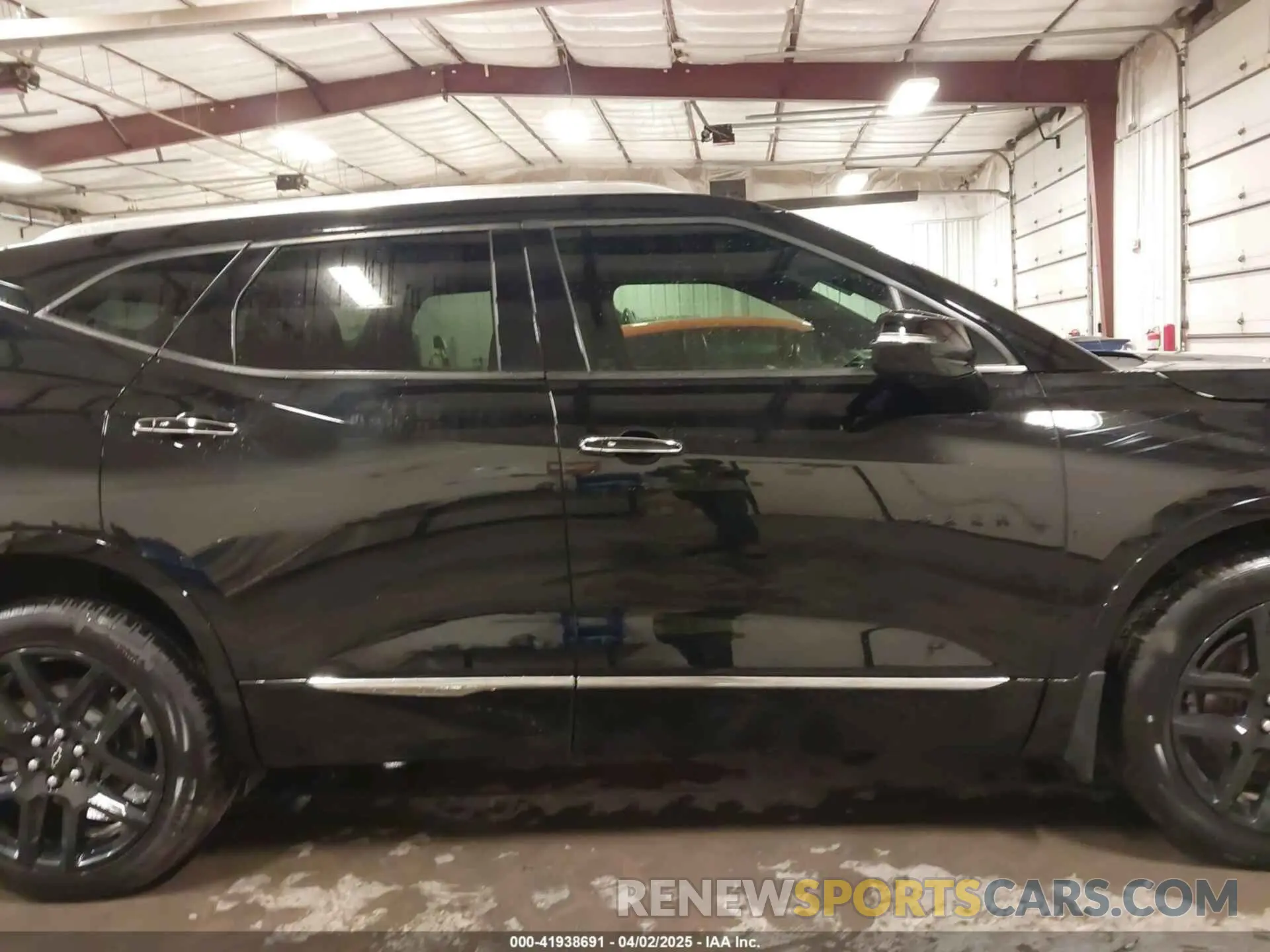 13 Photograph of a damaged car 3GNKBKRS2KS669067 CHEVROLET BLAZER 2019
