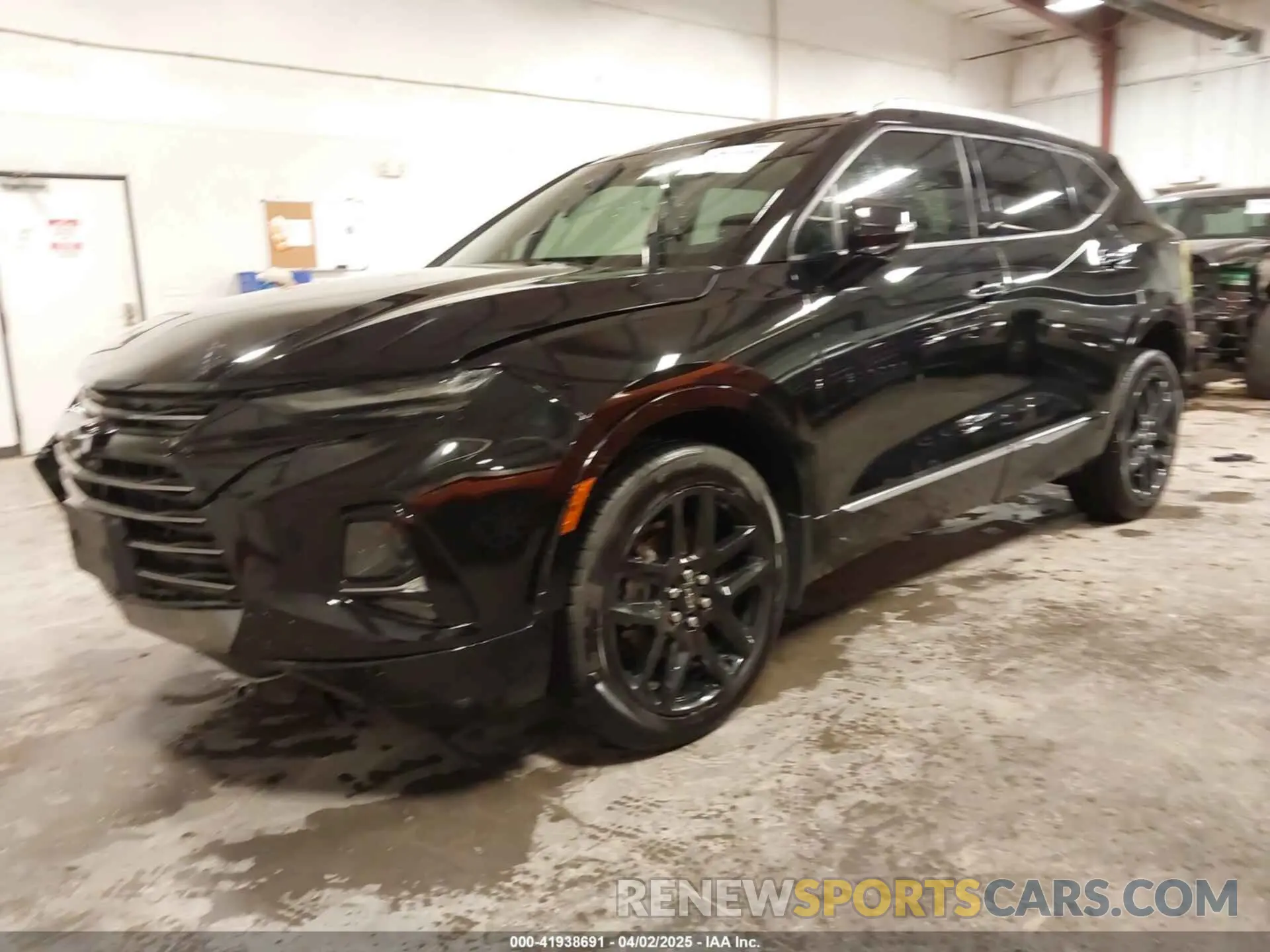 2 Photograph of a damaged car 3GNKBKRS2KS669067 CHEVROLET BLAZER 2019