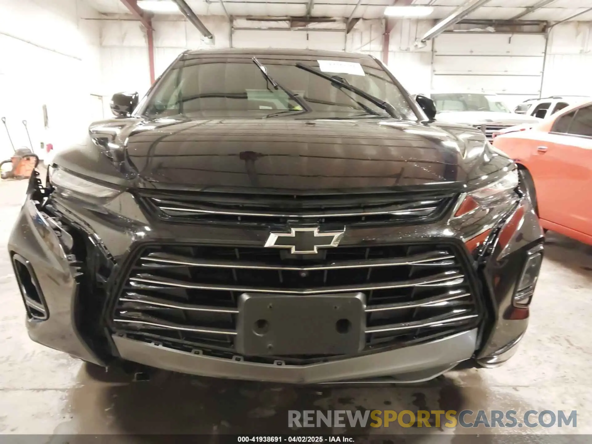 6 Photograph of a damaged car 3GNKBKRS2KS669067 CHEVROLET BLAZER 2019