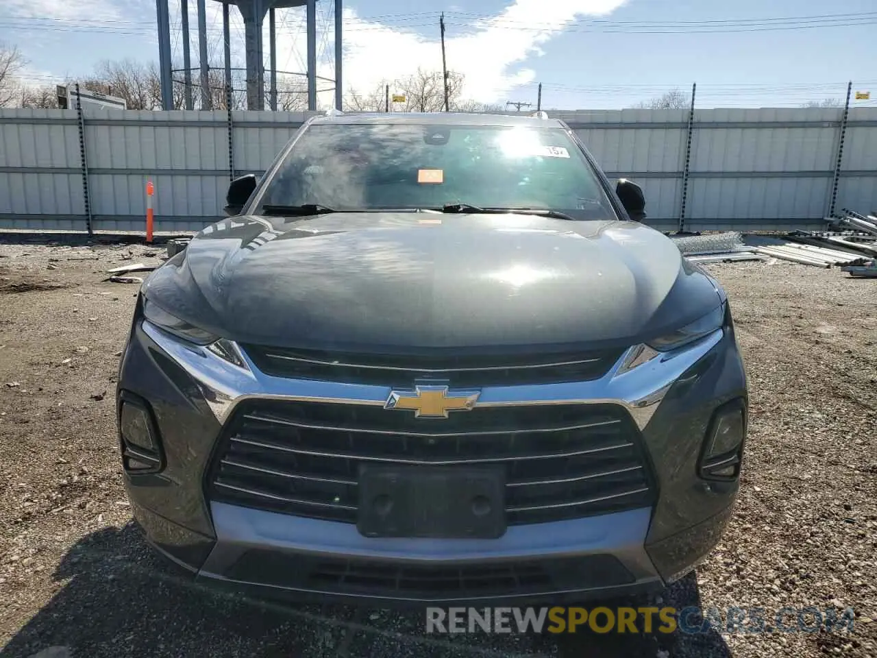 5 Photograph of a damaged car 3GNKBKRS4KS679812 CHEVROLET BLAZER 2019