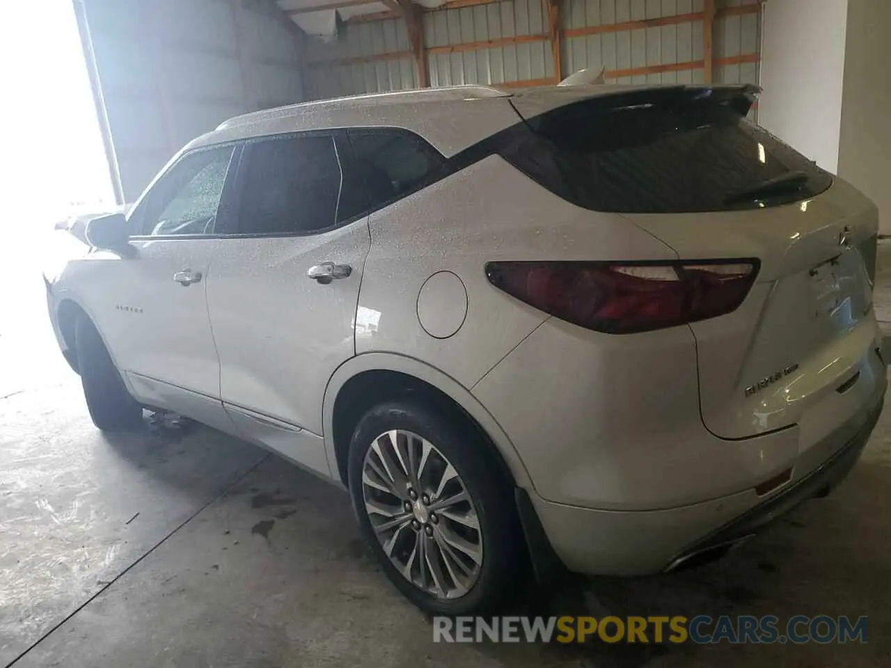 2 Photograph of a damaged car 3GNKBKRS6KS676958 CHEVROLET BLAZER 2019
