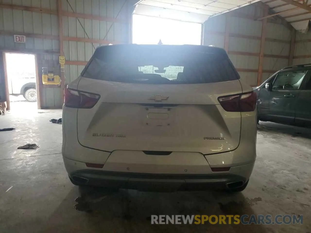 6 Photograph of a damaged car 3GNKBKRS6KS676958 CHEVROLET BLAZER 2019