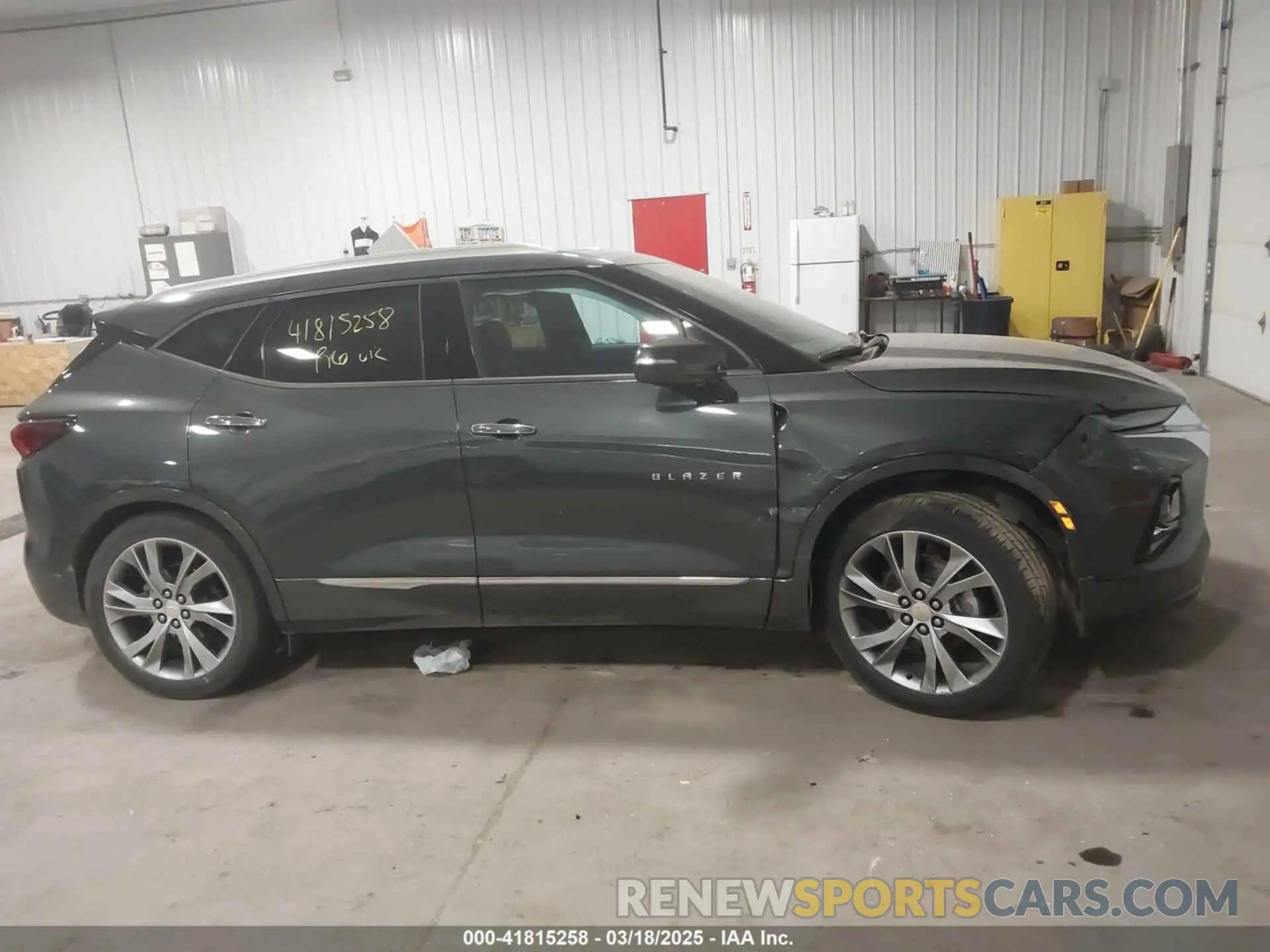 14 Photograph of a damaged car 3GNKBKRS8KS695284 CHEVROLET BLAZER 2019
