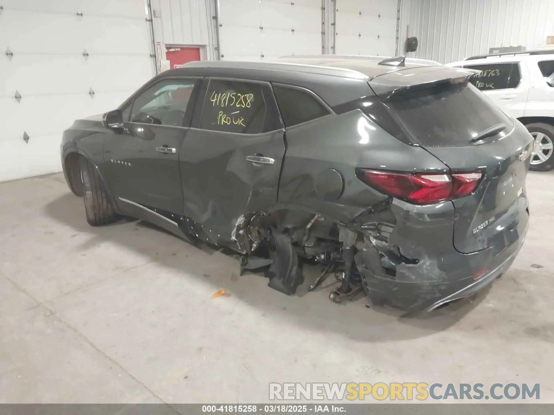 3 Photograph of a damaged car 3GNKBKRS8KS695284 CHEVROLET BLAZER 2019