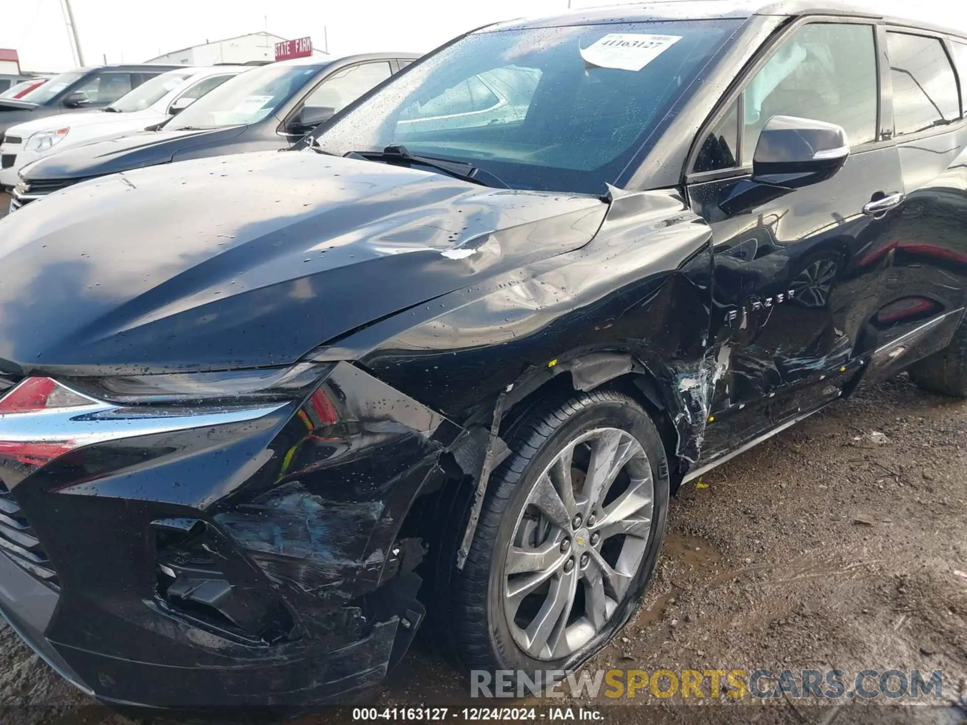 6 Photograph of a damaged car 3GNKBKRS8KS697942 CHEVROLET BLAZER 2019