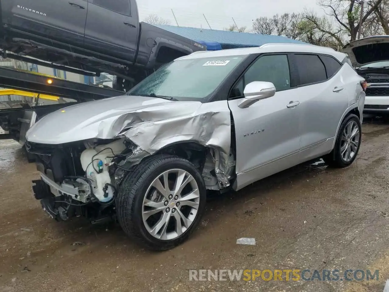 1 Photograph of a damaged car 3GNKBKRSXKS577401 CHEVROLET BLAZER 2019