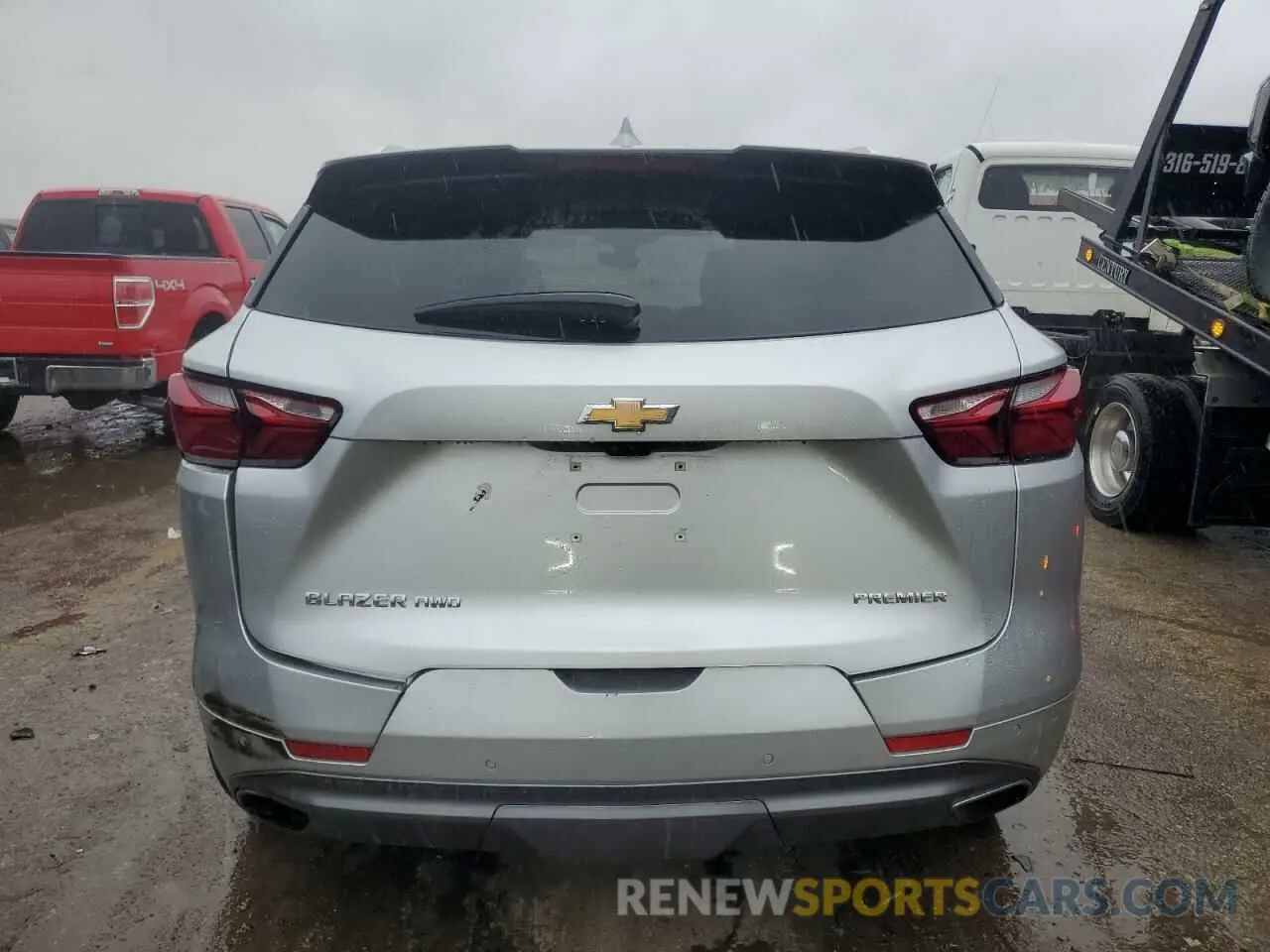 6 Photograph of a damaged car 3GNKBKRSXKS577401 CHEVROLET BLAZER 2019