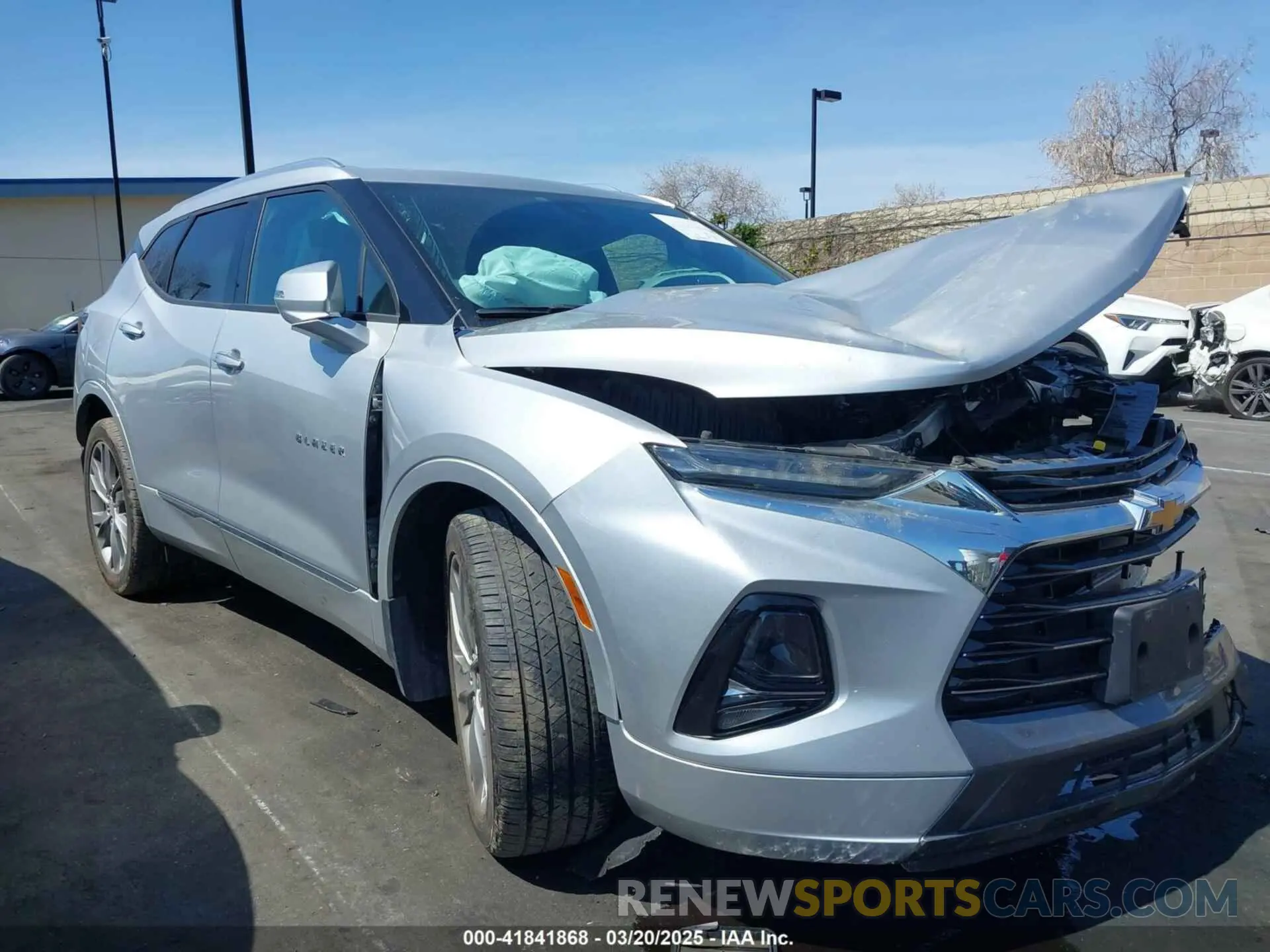 1 Photograph of a damaged car 3GNKBKRSXKS623194 CHEVROLET BLAZER 2019