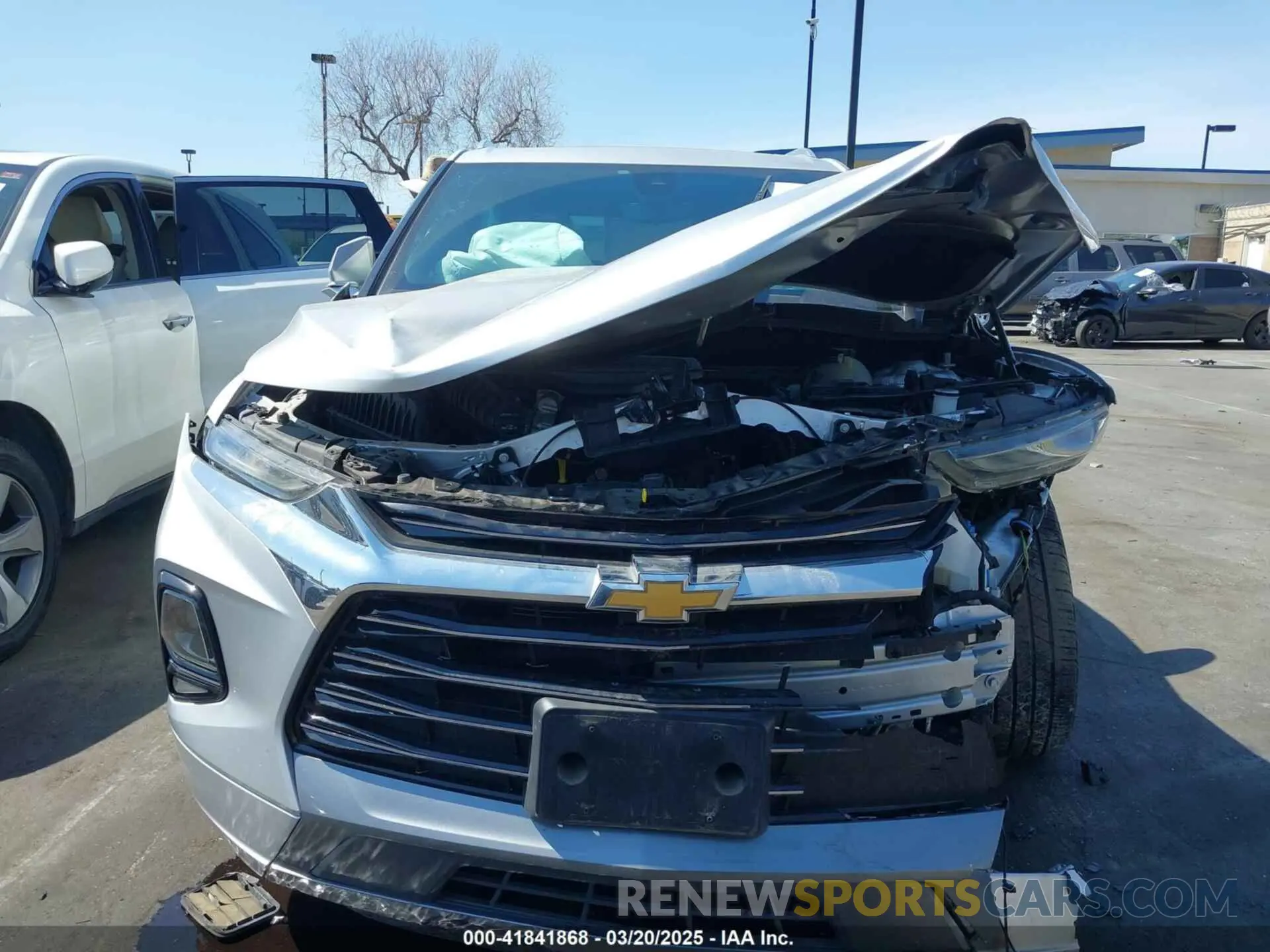 13 Photograph of a damaged car 3GNKBKRSXKS623194 CHEVROLET BLAZER 2019