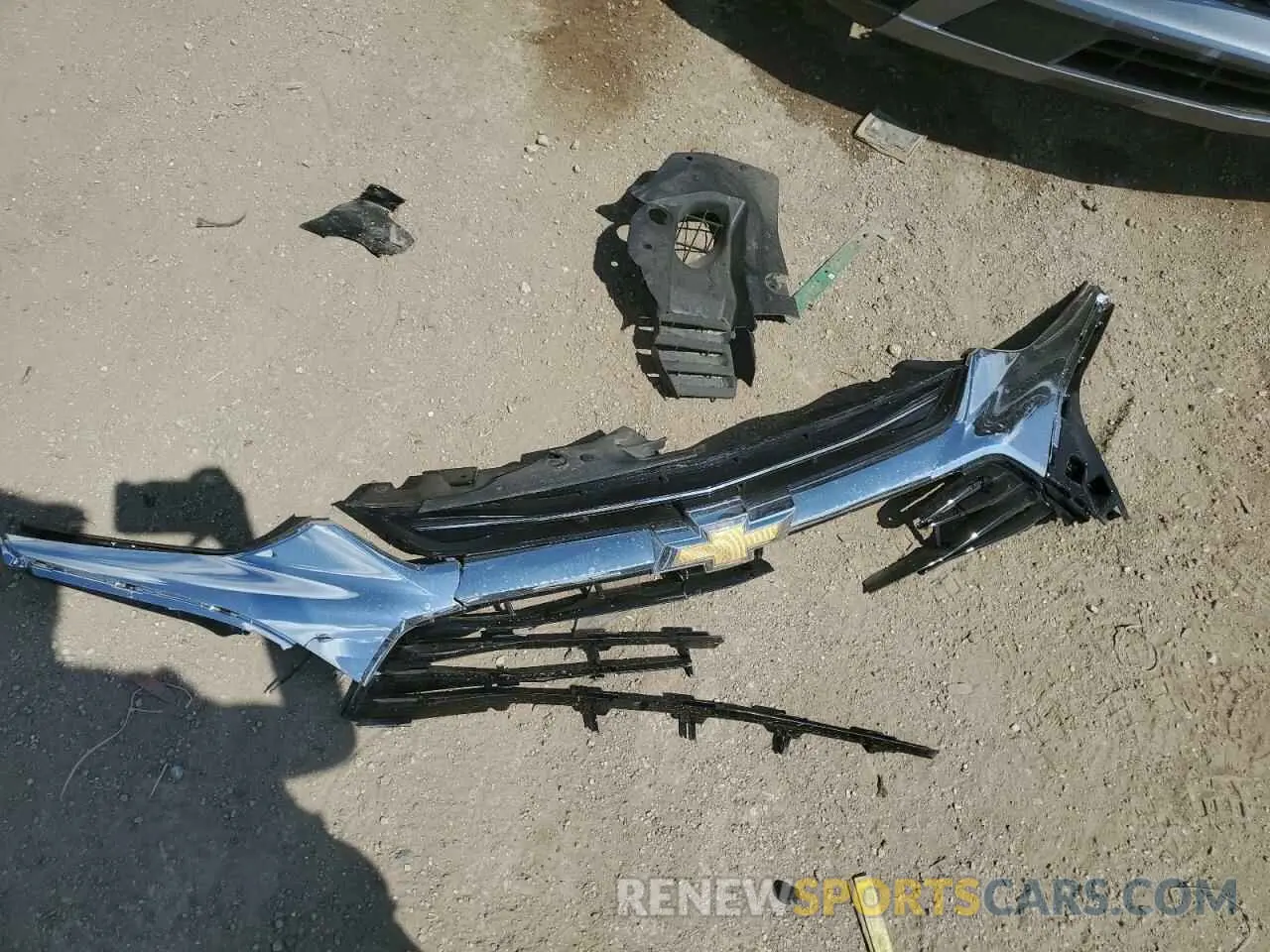 12 Photograph of a damaged car 3GNKBKRSXKS654834 CHEVROLET BLAZER 2019