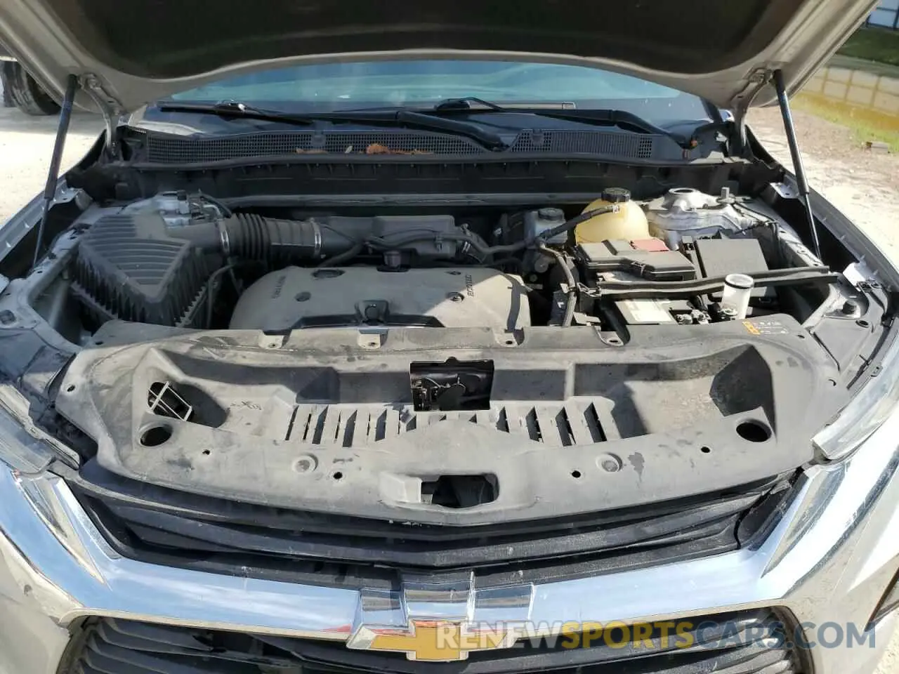 12 Photograph of a damaged car 3GNKBBRA0LS543315 CHEVROLET BLAZER 2020