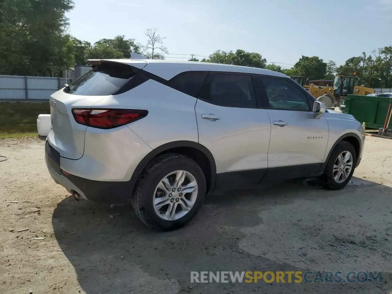 3 Photograph of a damaged car 3GNKBBRA0LS543315 CHEVROLET BLAZER 2020