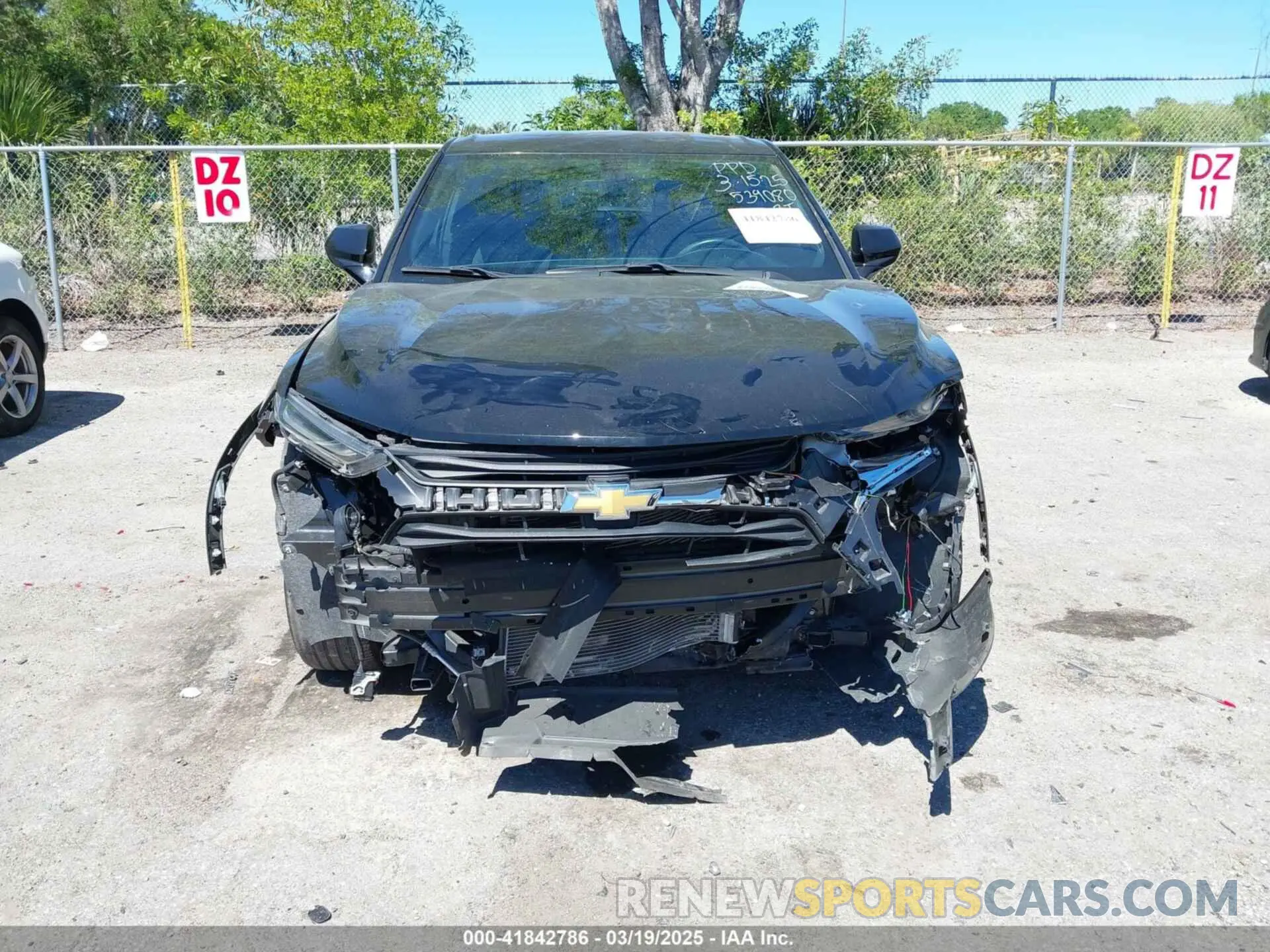 12 Photograph of a damaged car 3GNKBBRA1LS539080 CHEVROLET BLAZER 2020