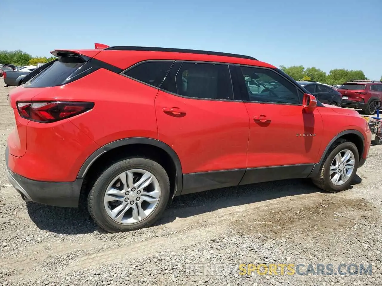 3 Photograph of a damaged car 3GNKBBRA1LS617387 CHEVROLET BLAZER 2020