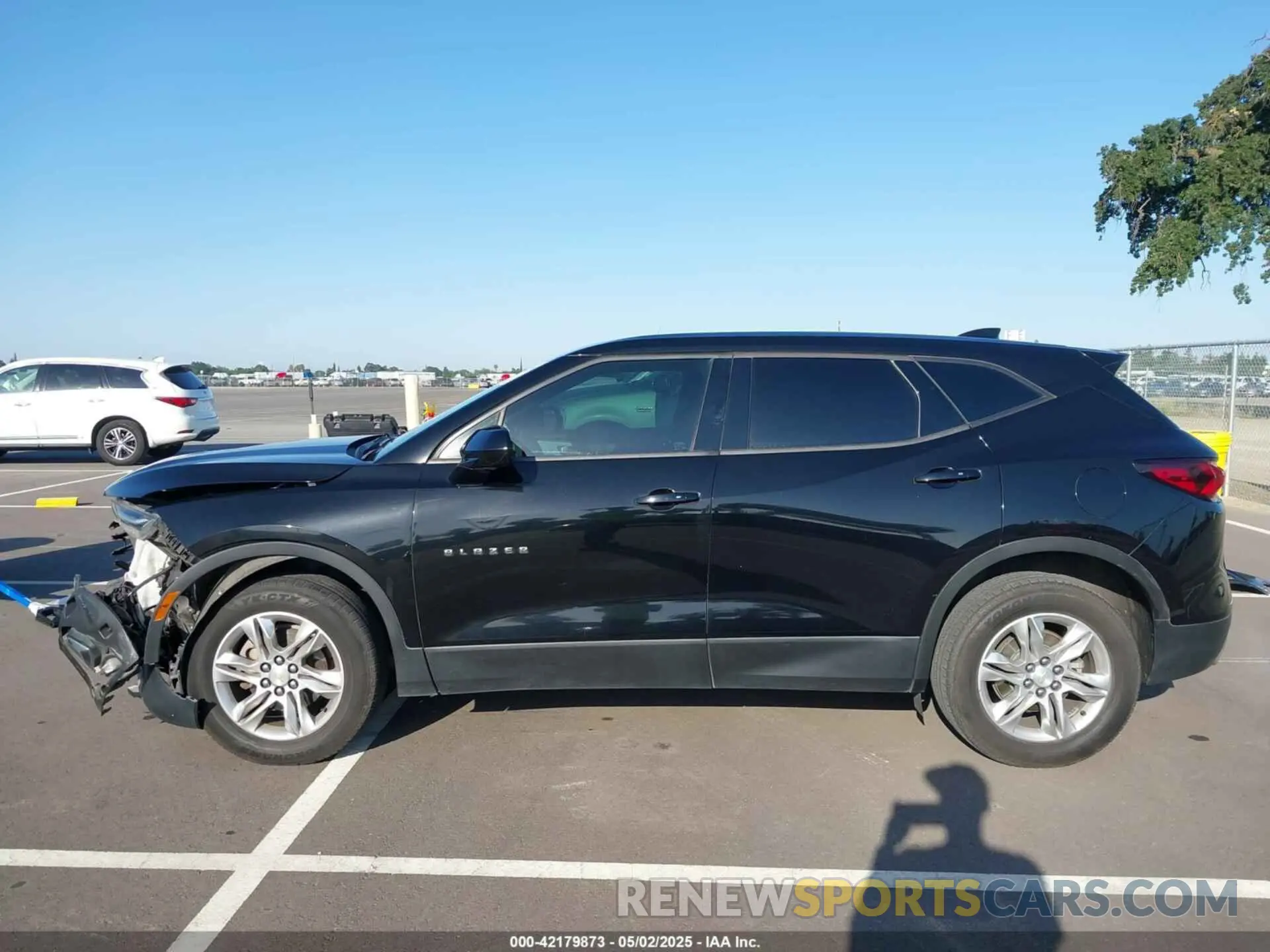 15 Photograph of a damaged car 3GNKBBRA2LS695256 CHEVROLET BLAZER 2020