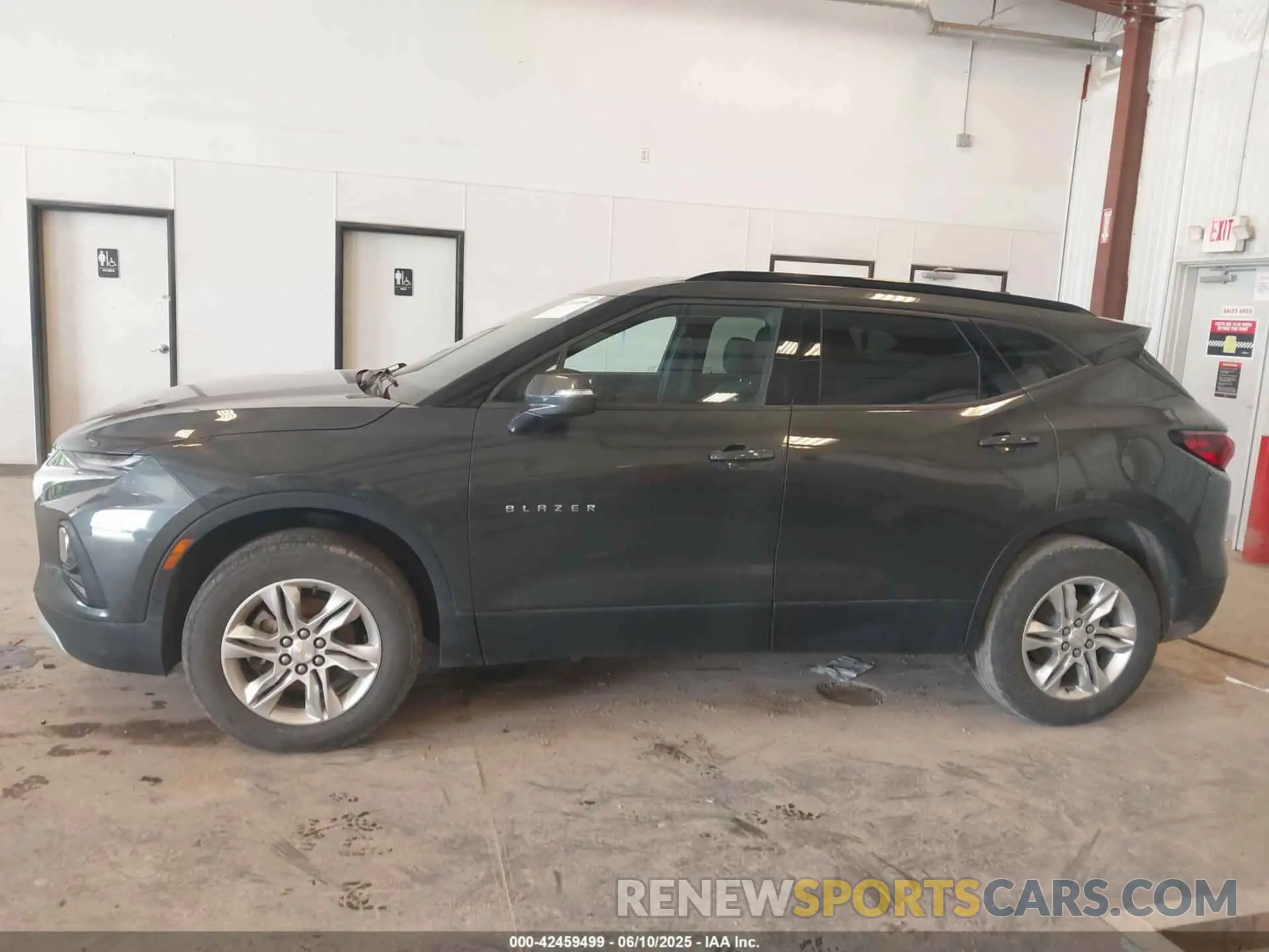 14 Photograph of a damaged car 3GNKBBRA3LS536424 CHEVROLET BLAZER 2020