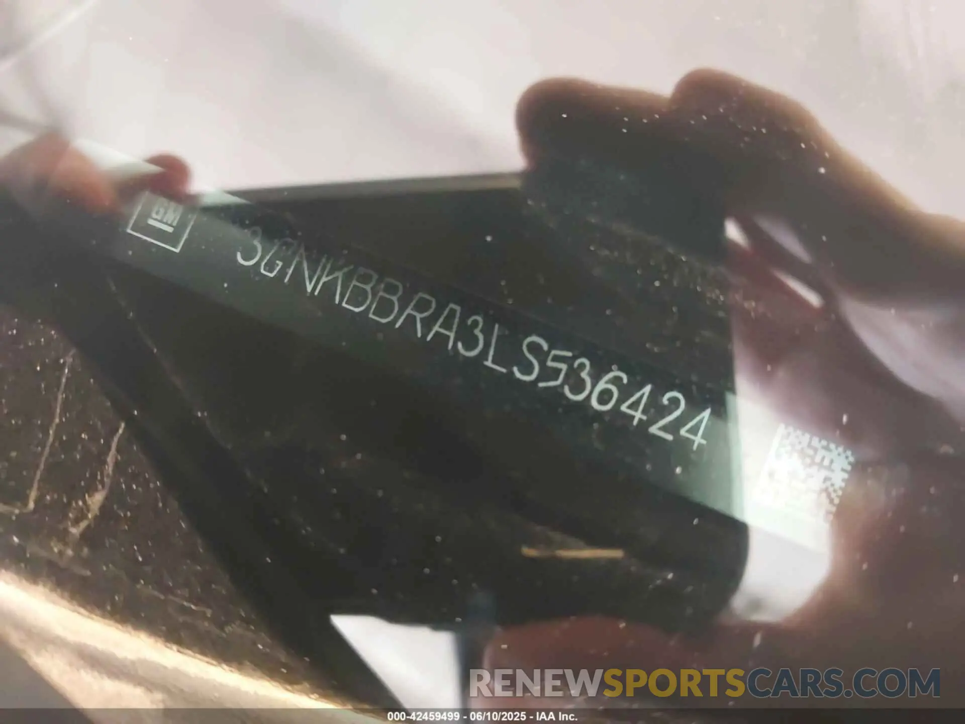 9 Photograph of a damaged car 3GNKBBRA3LS536424 CHEVROLET BLAZER 2020