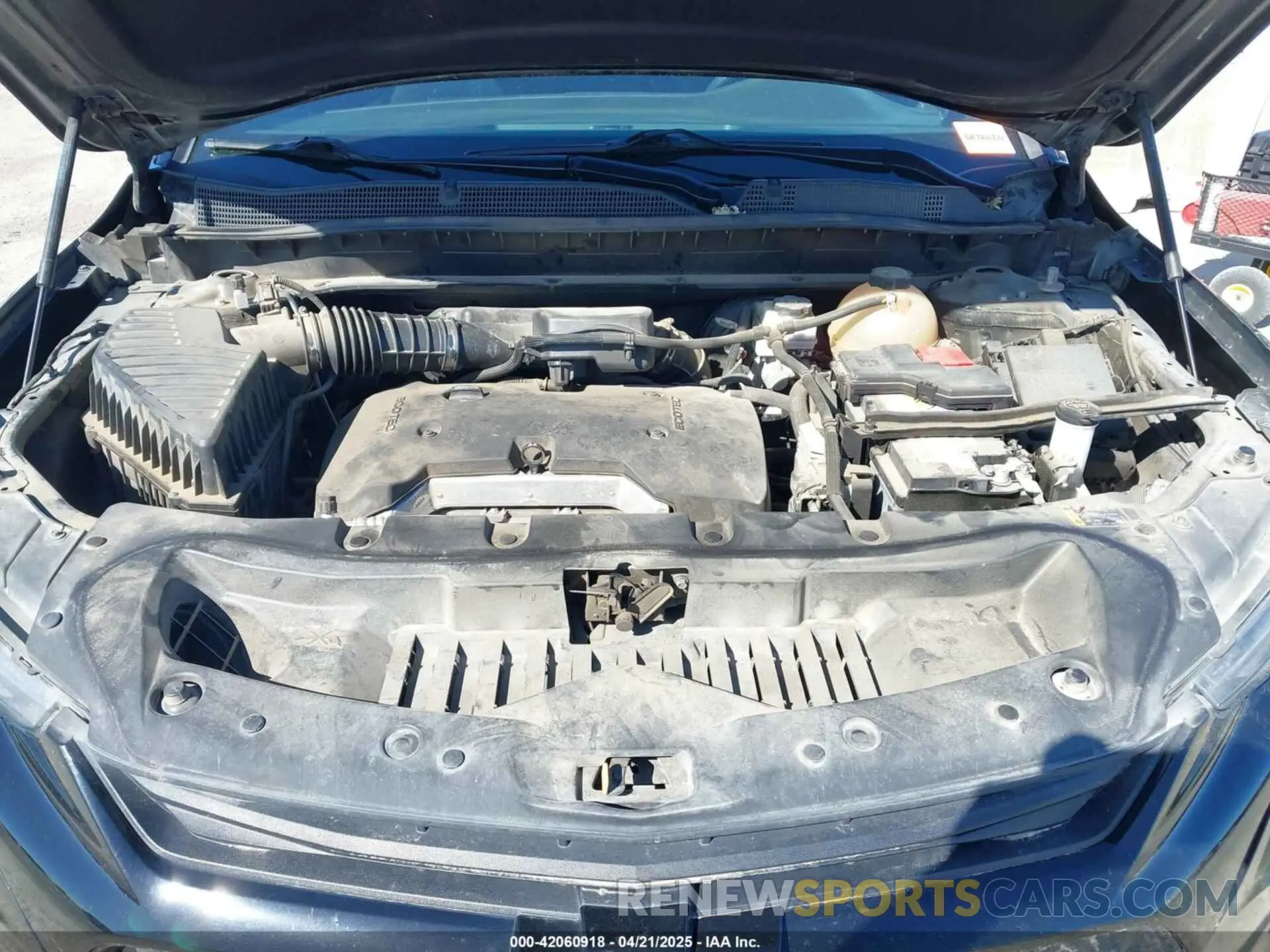 10 Photograph of a damaged car 3GNKBBRA3LS596803 CHEVROLET BLAZER 2020