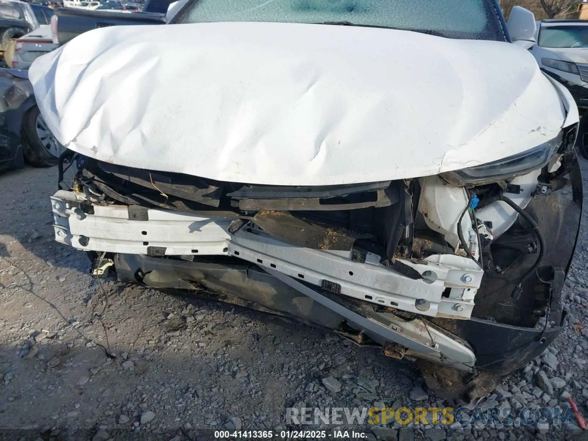 6 Photograph of a damaged car 3GNKBBRA4LS589567 CHEVROLET BLAZER 2020