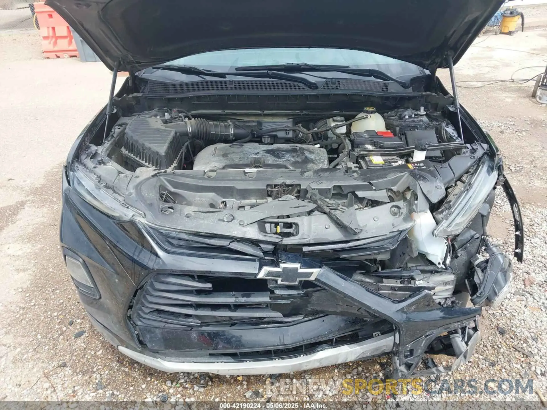 10 Photograph of a damaged car 3GNKBBRA4LS594607 CHEVROLET BLAZER 2020