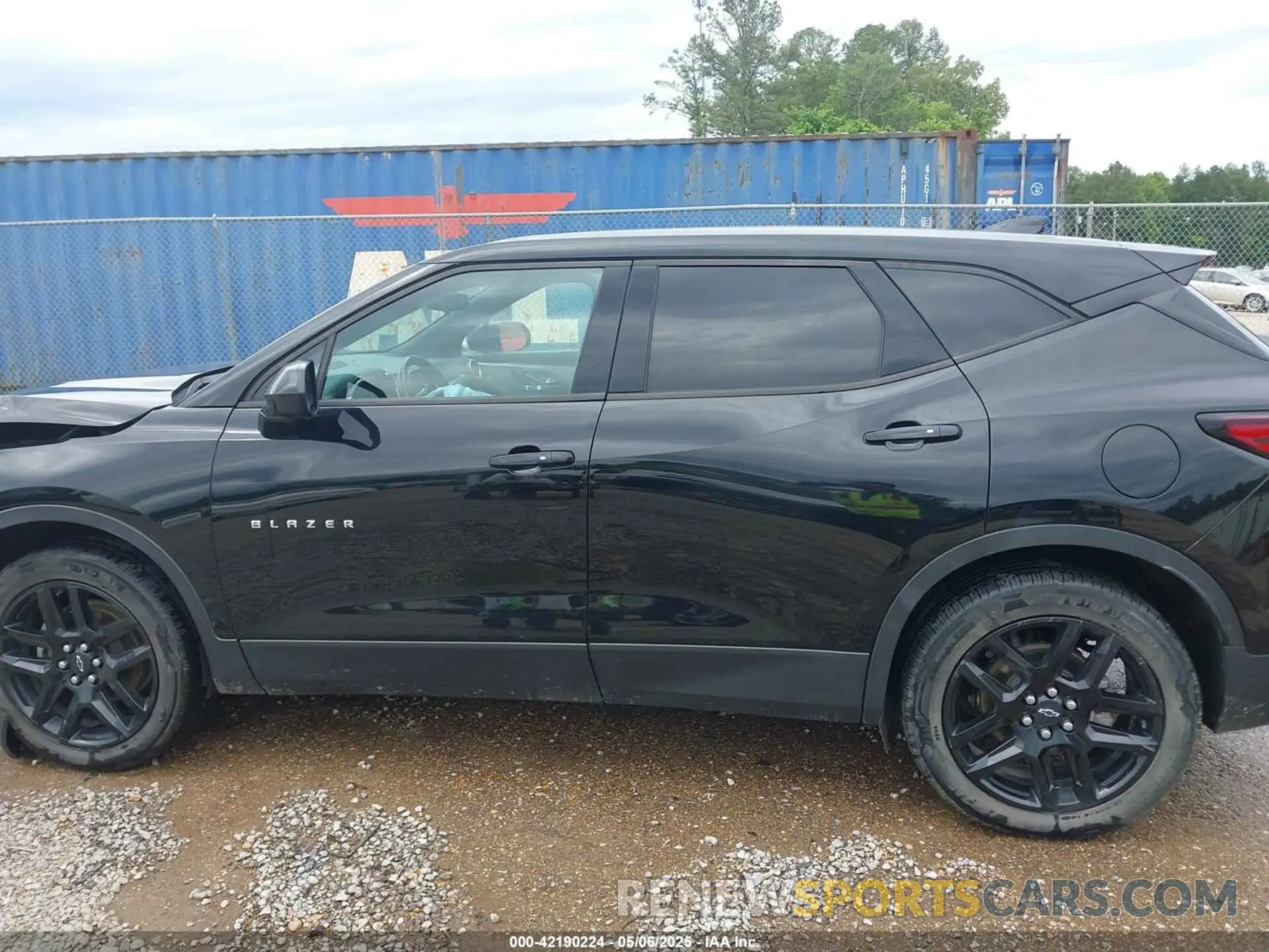 15 Photograph of a damaged car 3GNKBBRA4LS594607 CHEVROLET BLAZER 2020